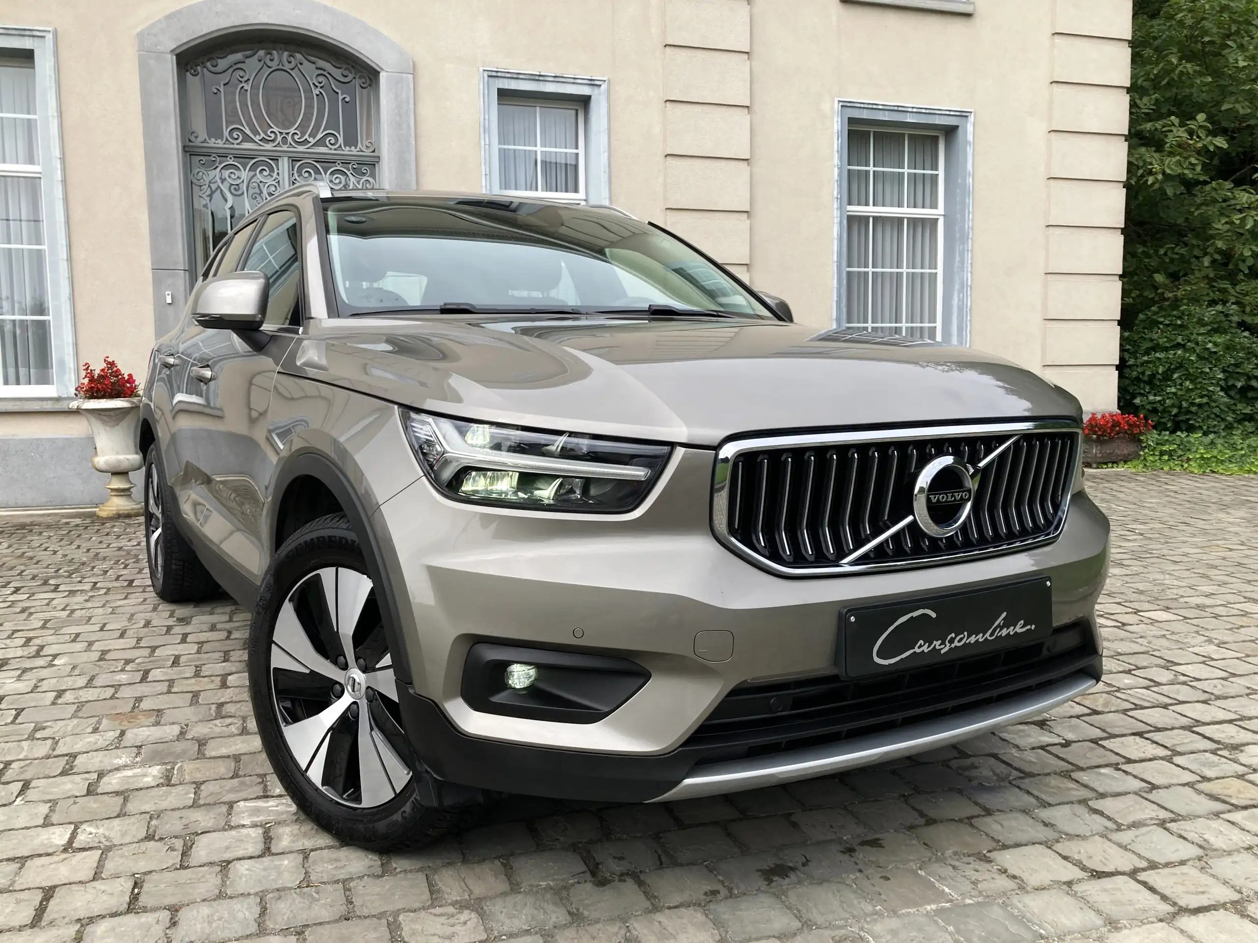 Volvo - XC40