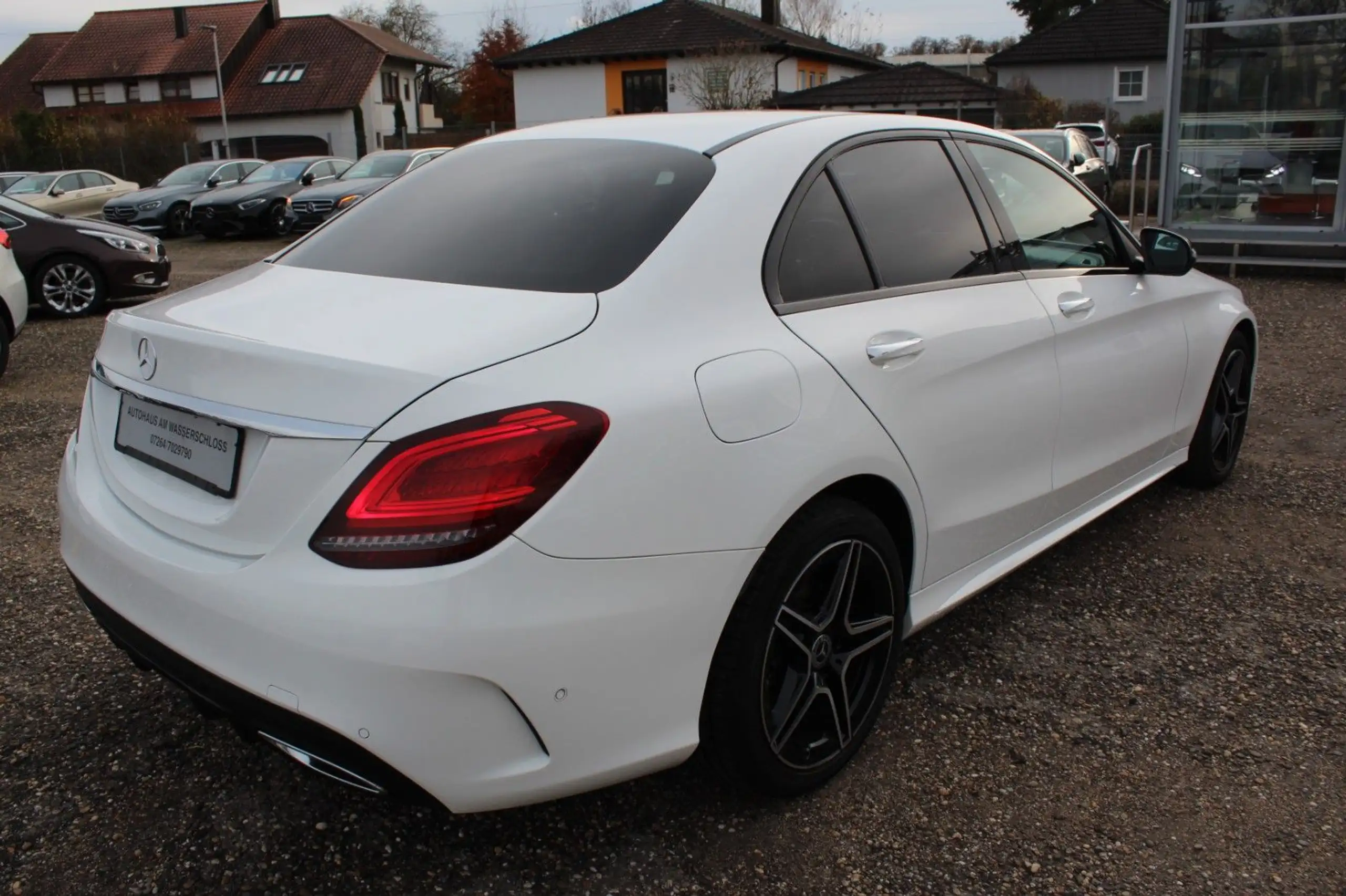 Mercedes-Benz - C 220