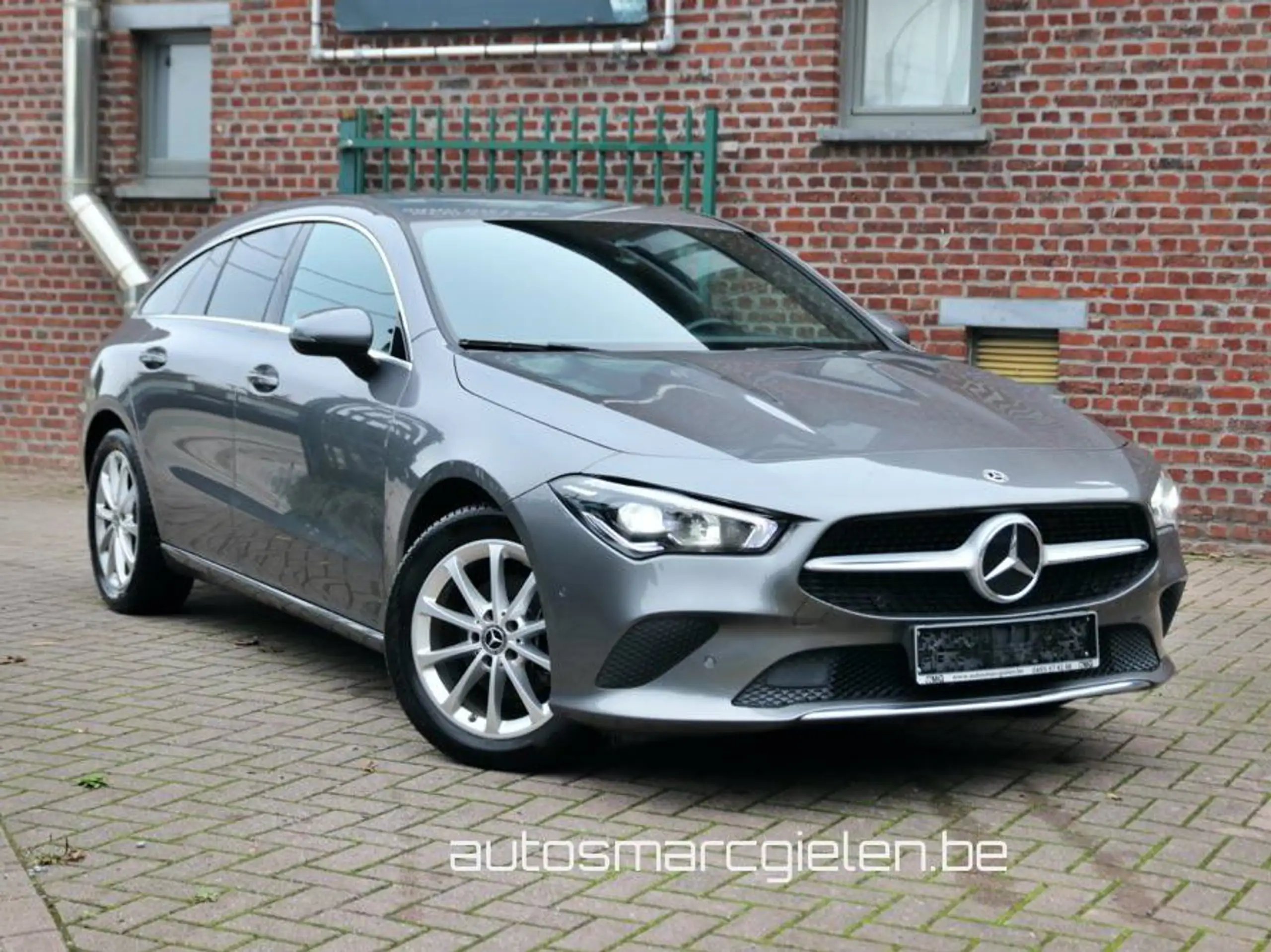 Mercedes-Benz - CLA 180