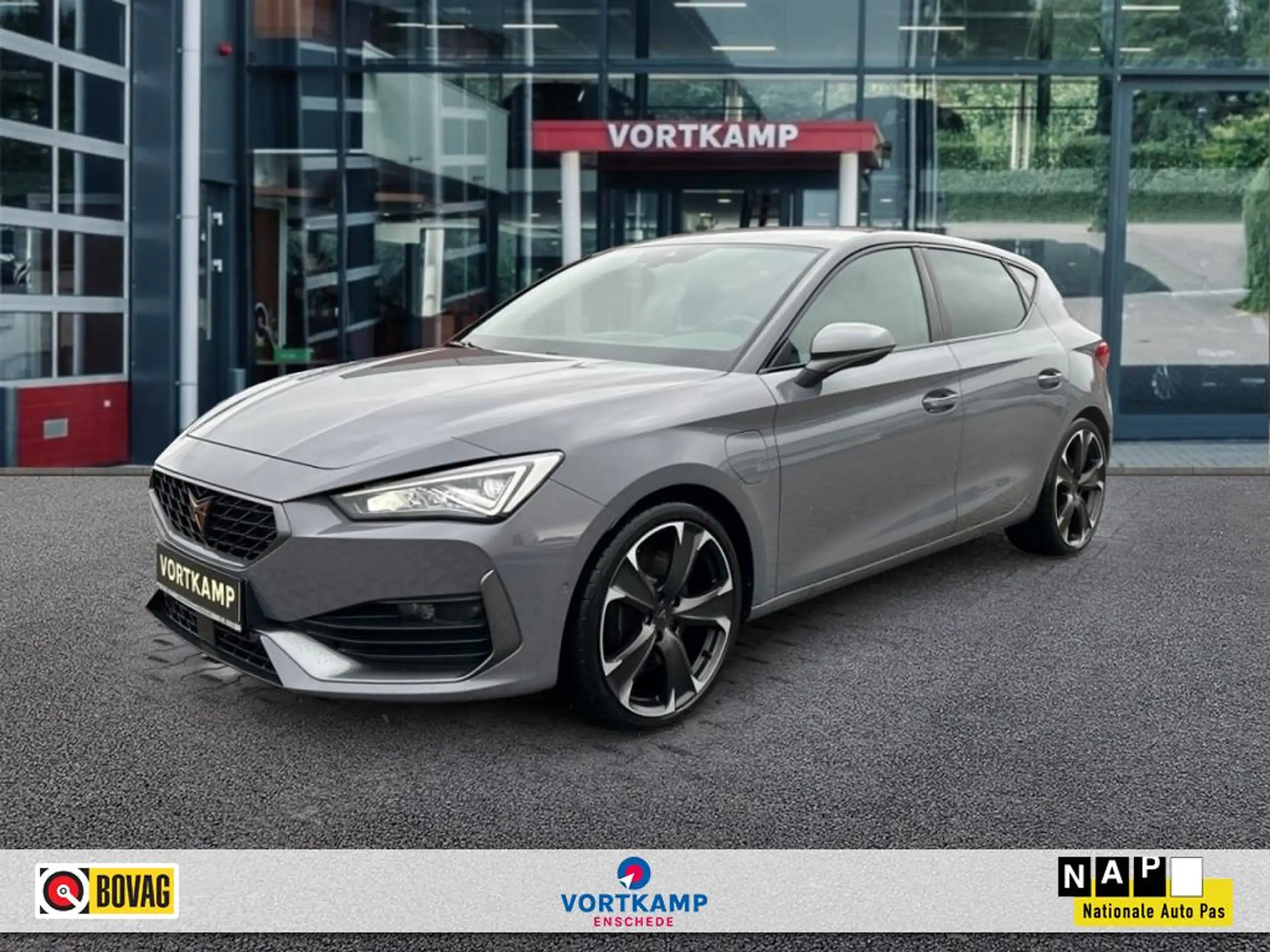 CUPRA Leon 2021