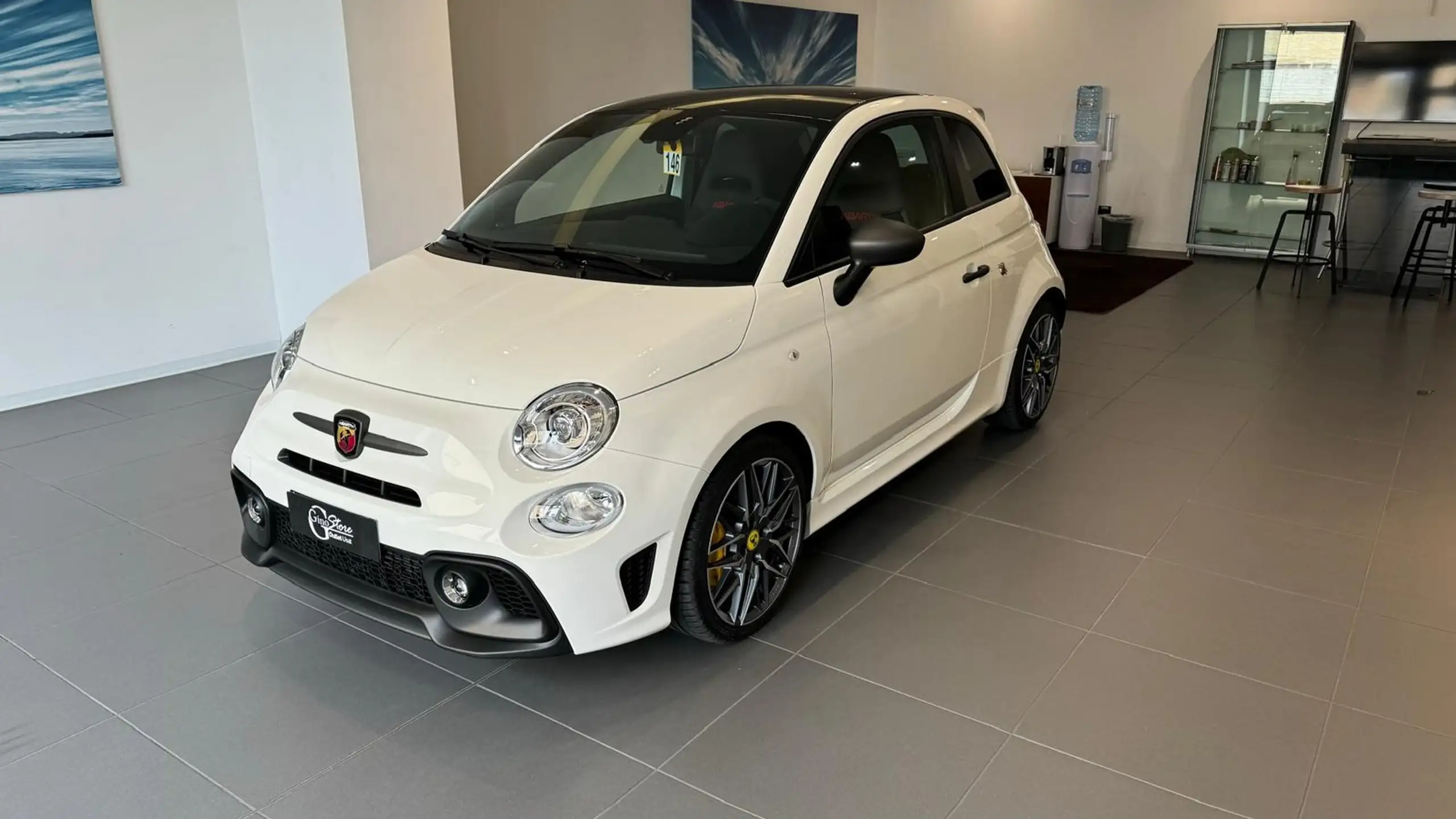 Abarth - 695