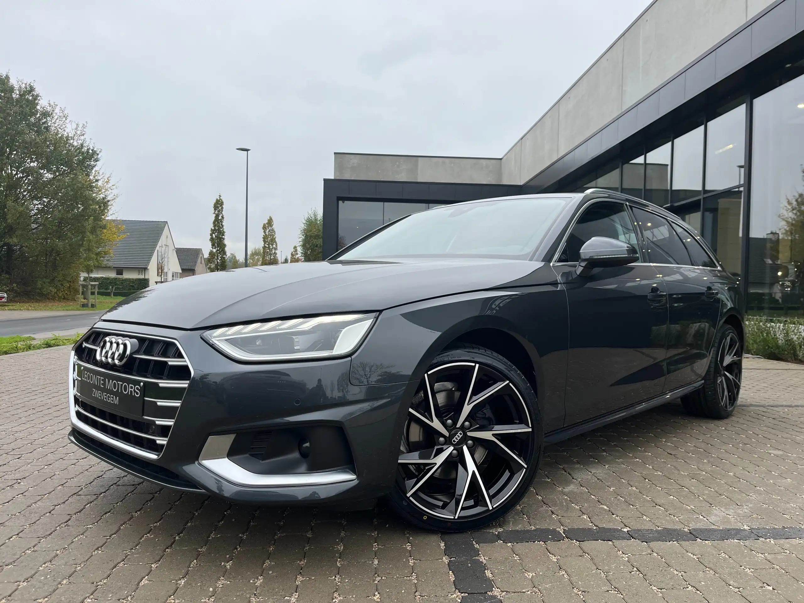 Audi - A4