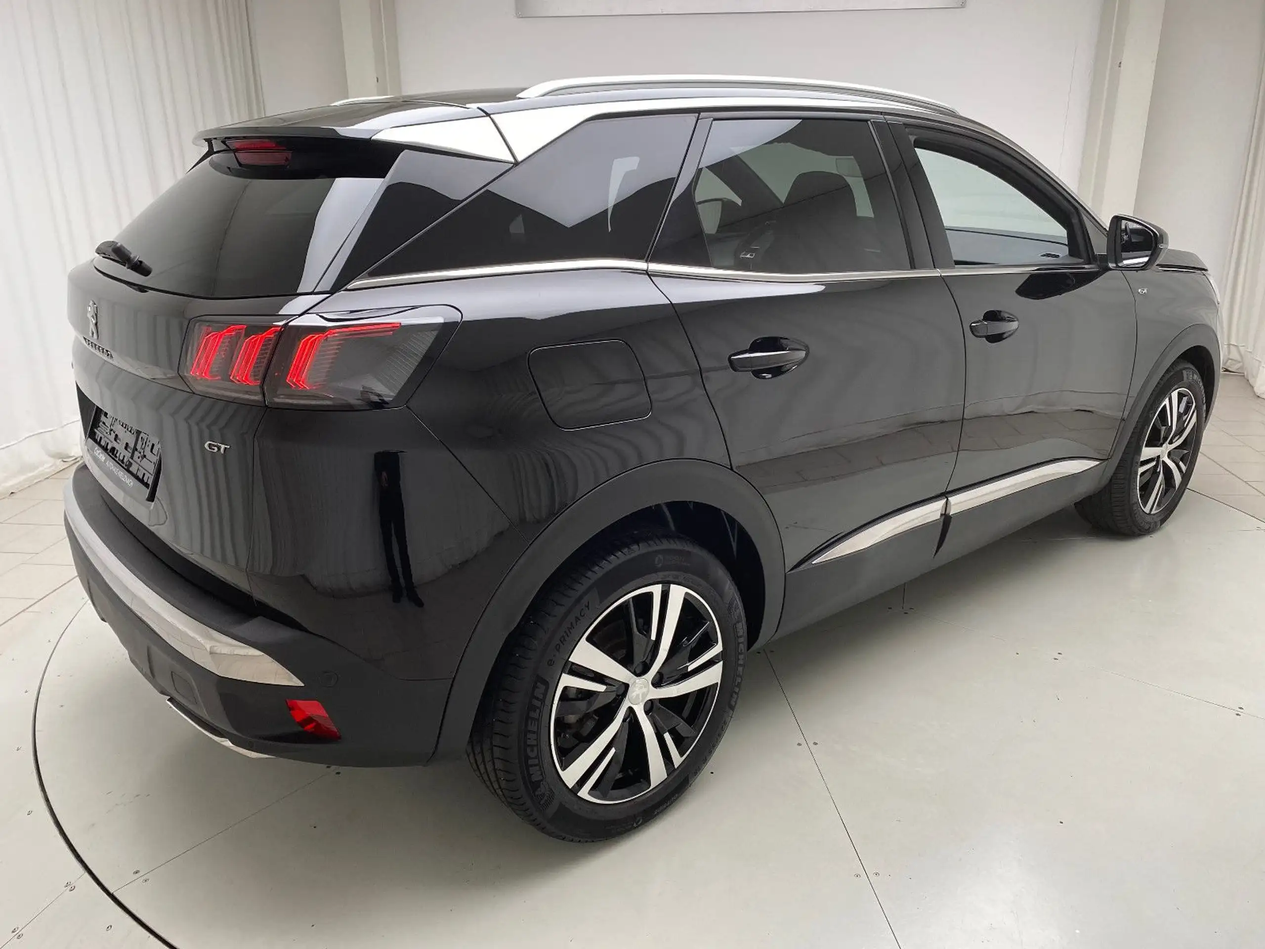 Peugeot - 3008