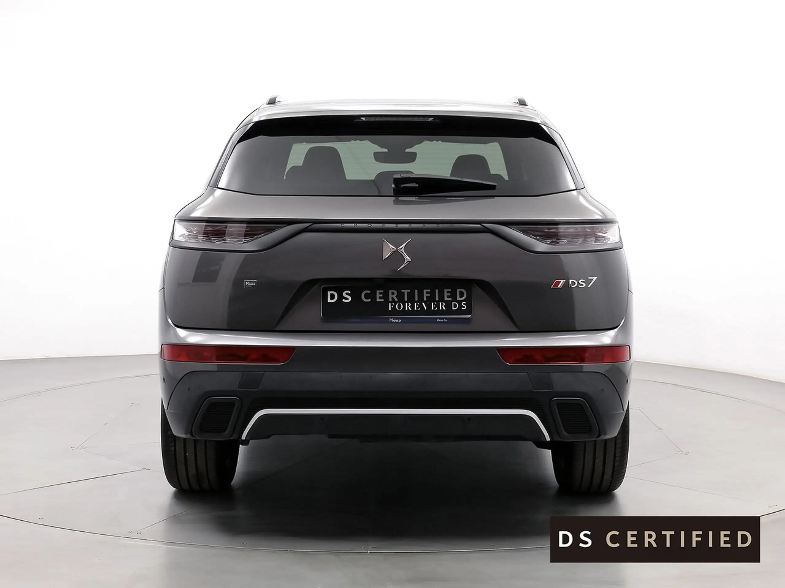 DS Automobiles - DS 7 Crossback