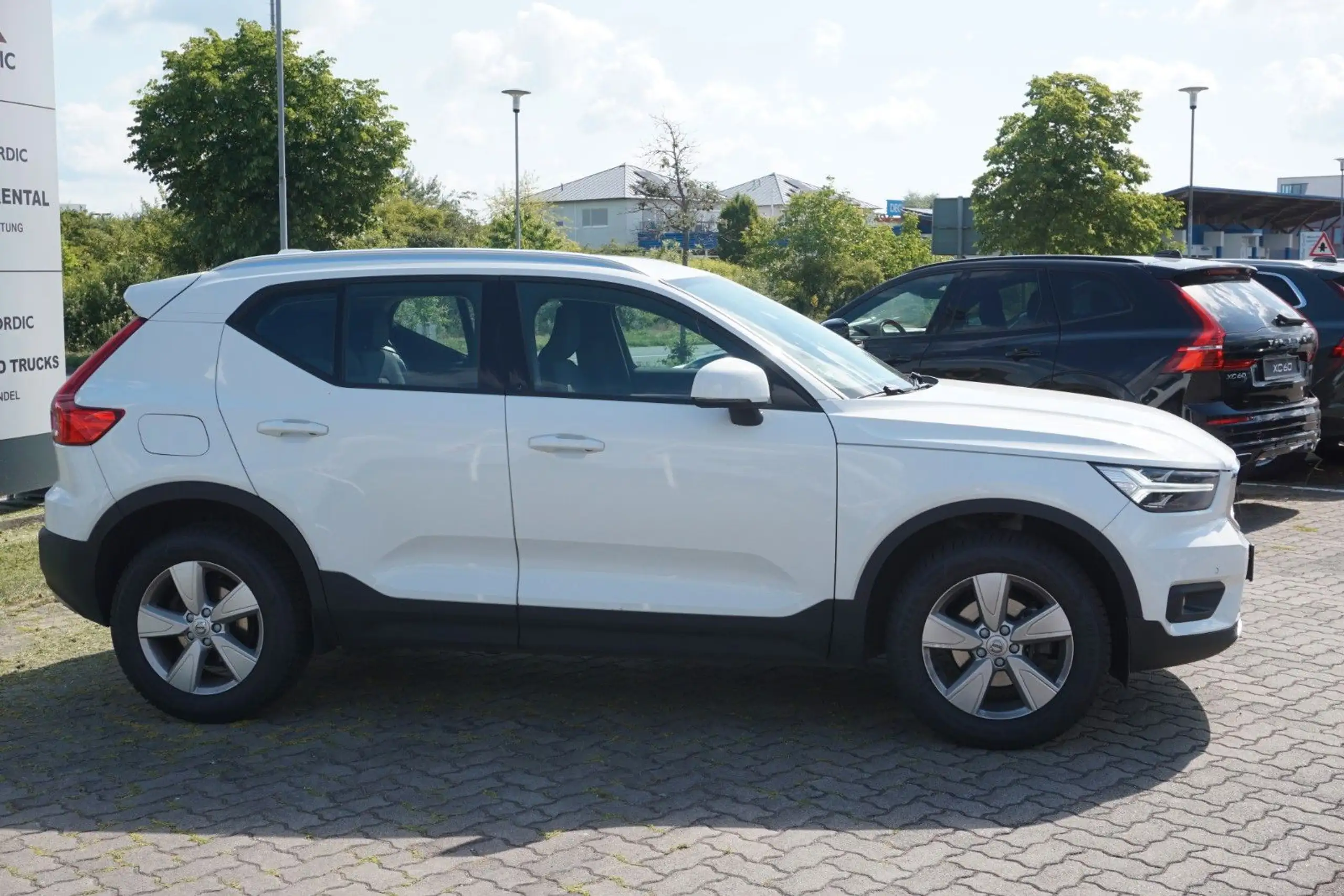 Volvo - XC40