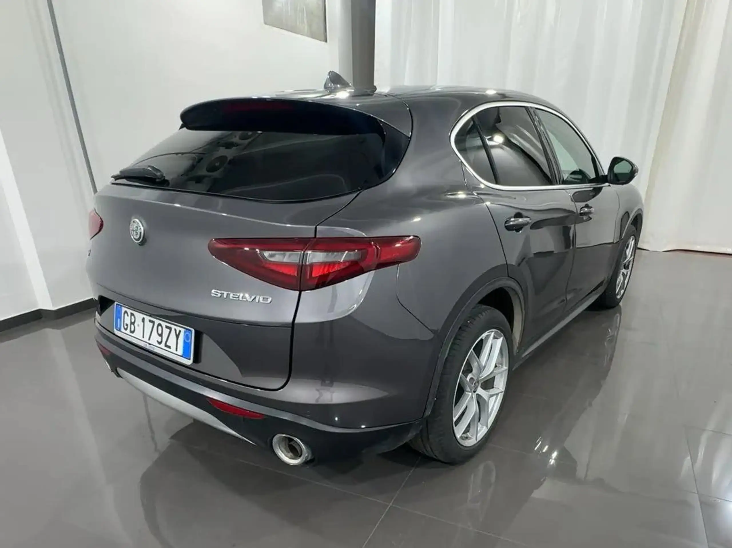 Alfa Romeo - Stelvio