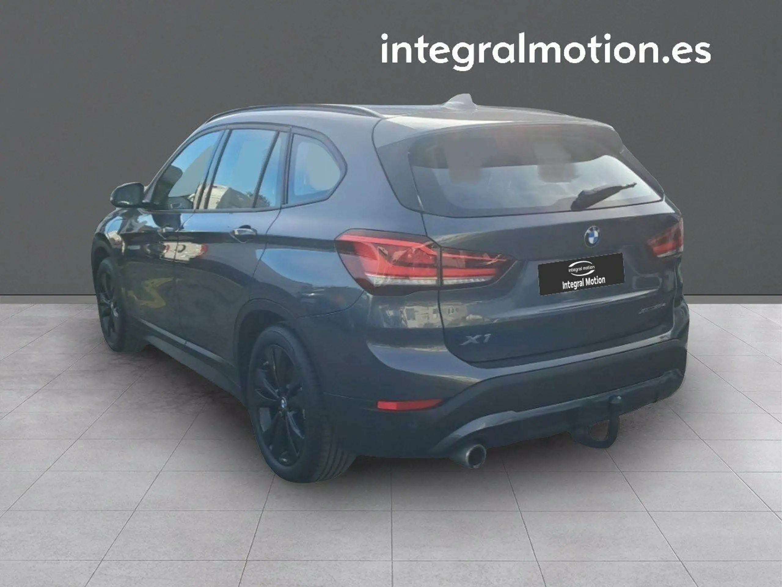 BMW - X1