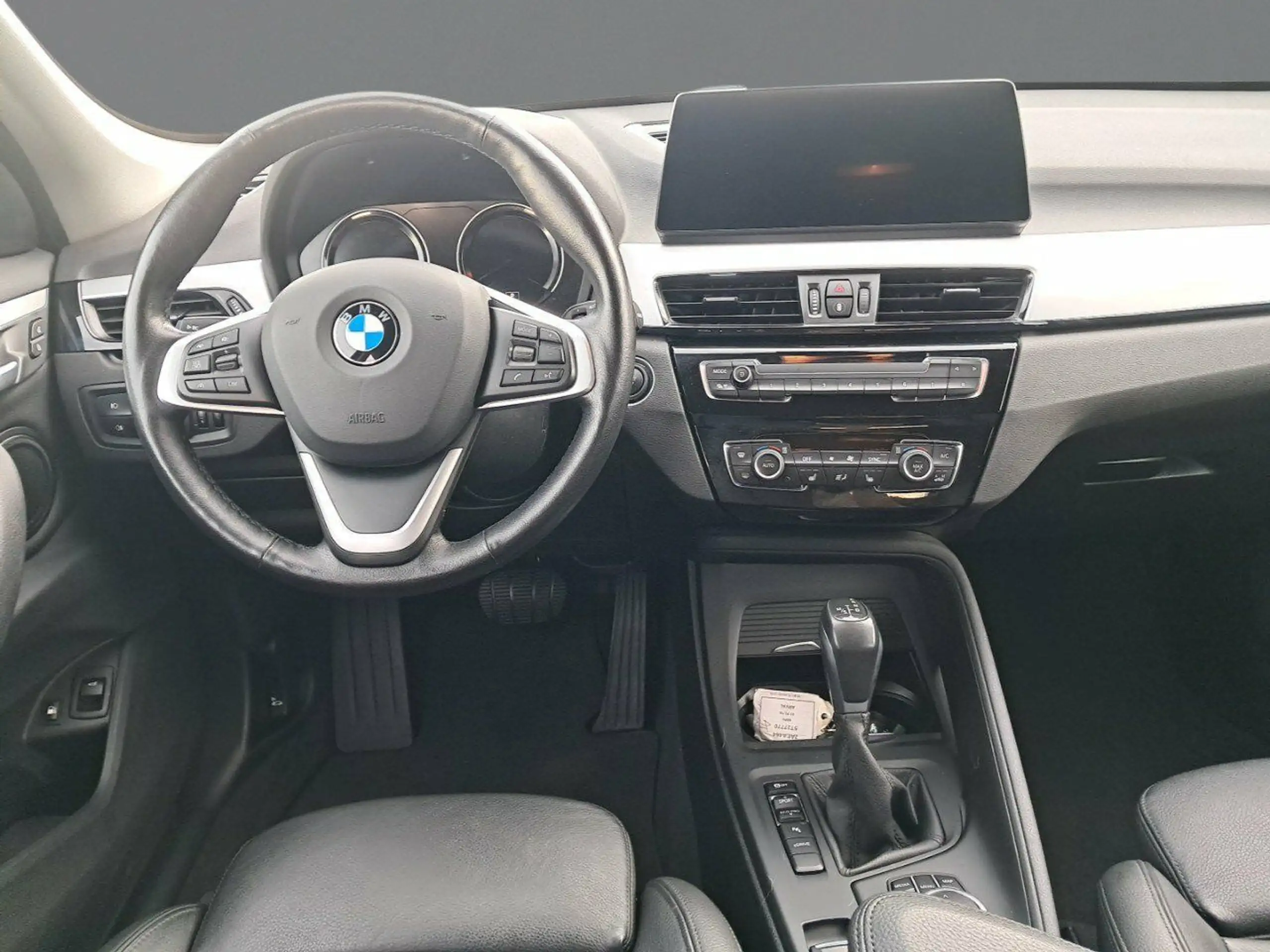 BMW - X1