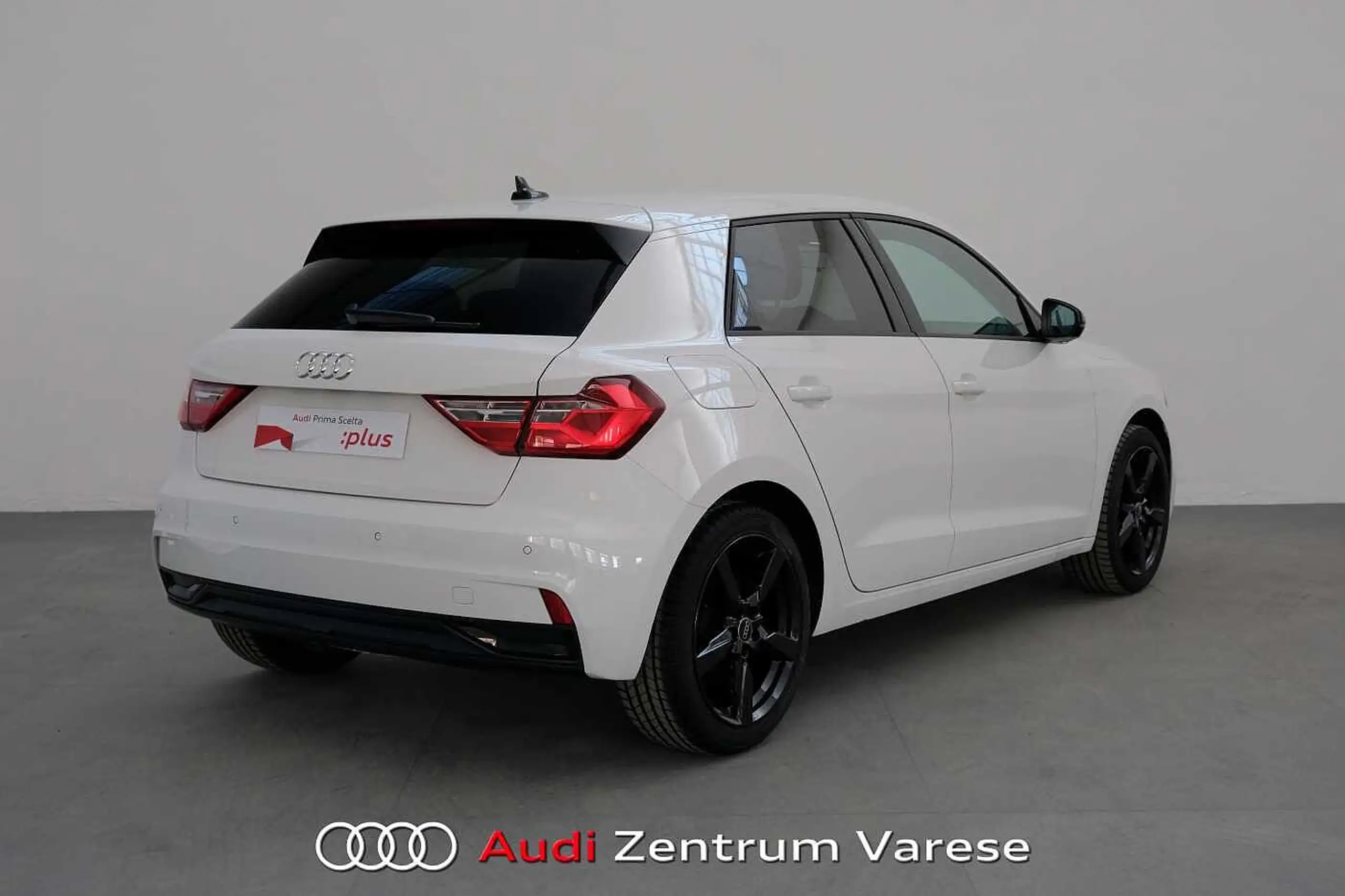 Audi - A1