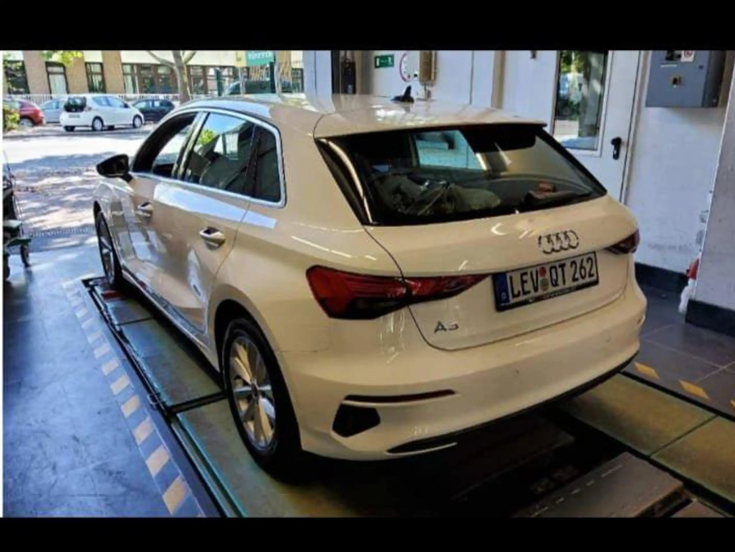 Audi - A3