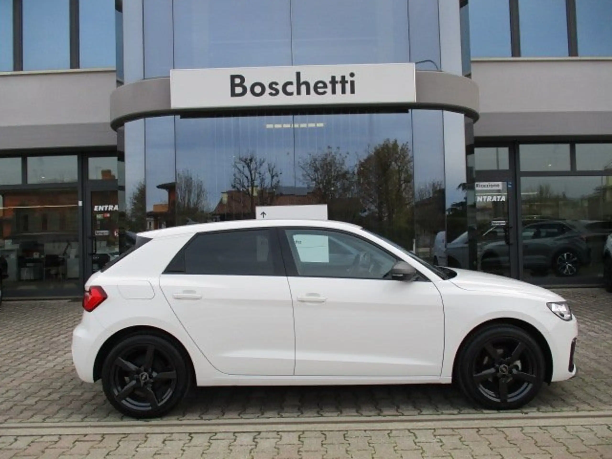 Audi - A1