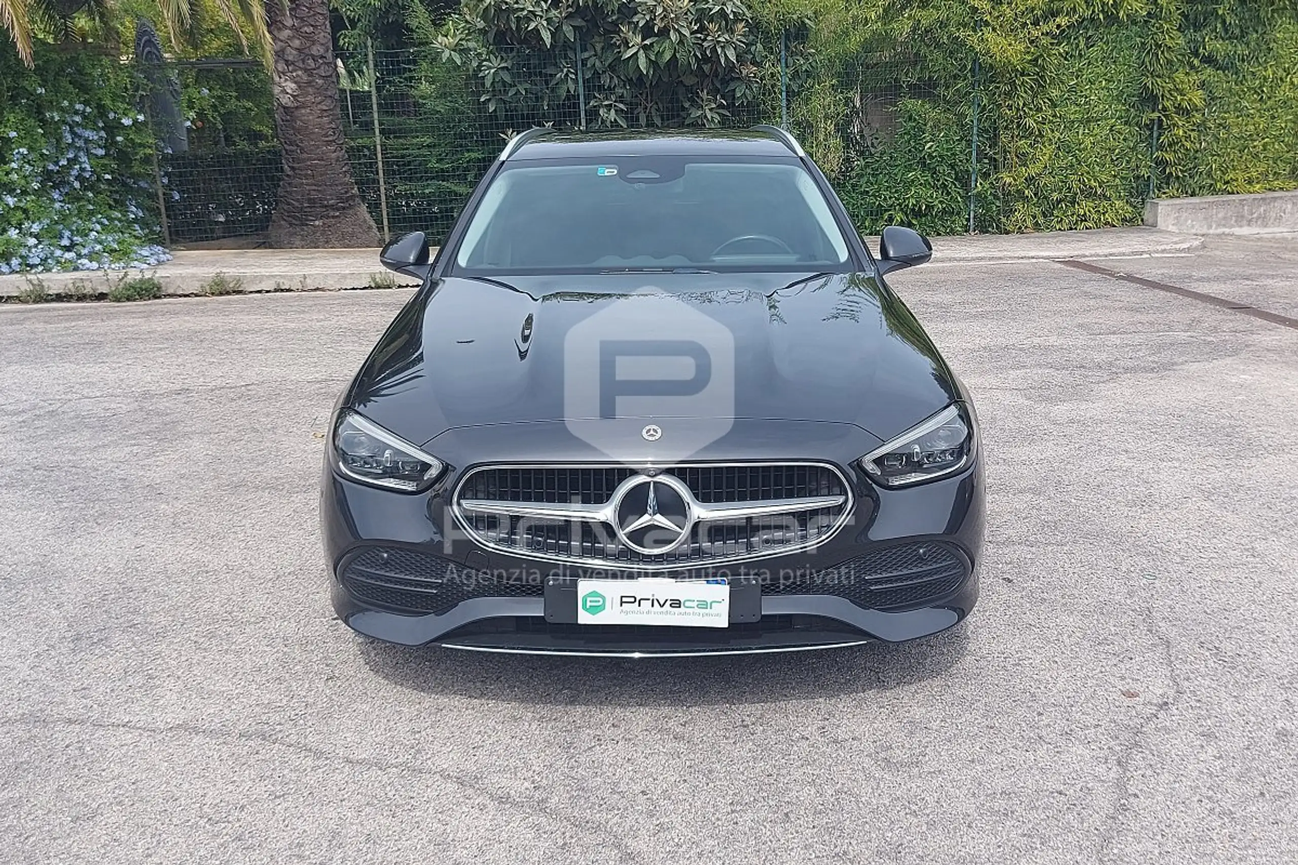 Mercedes-Benz - C 220