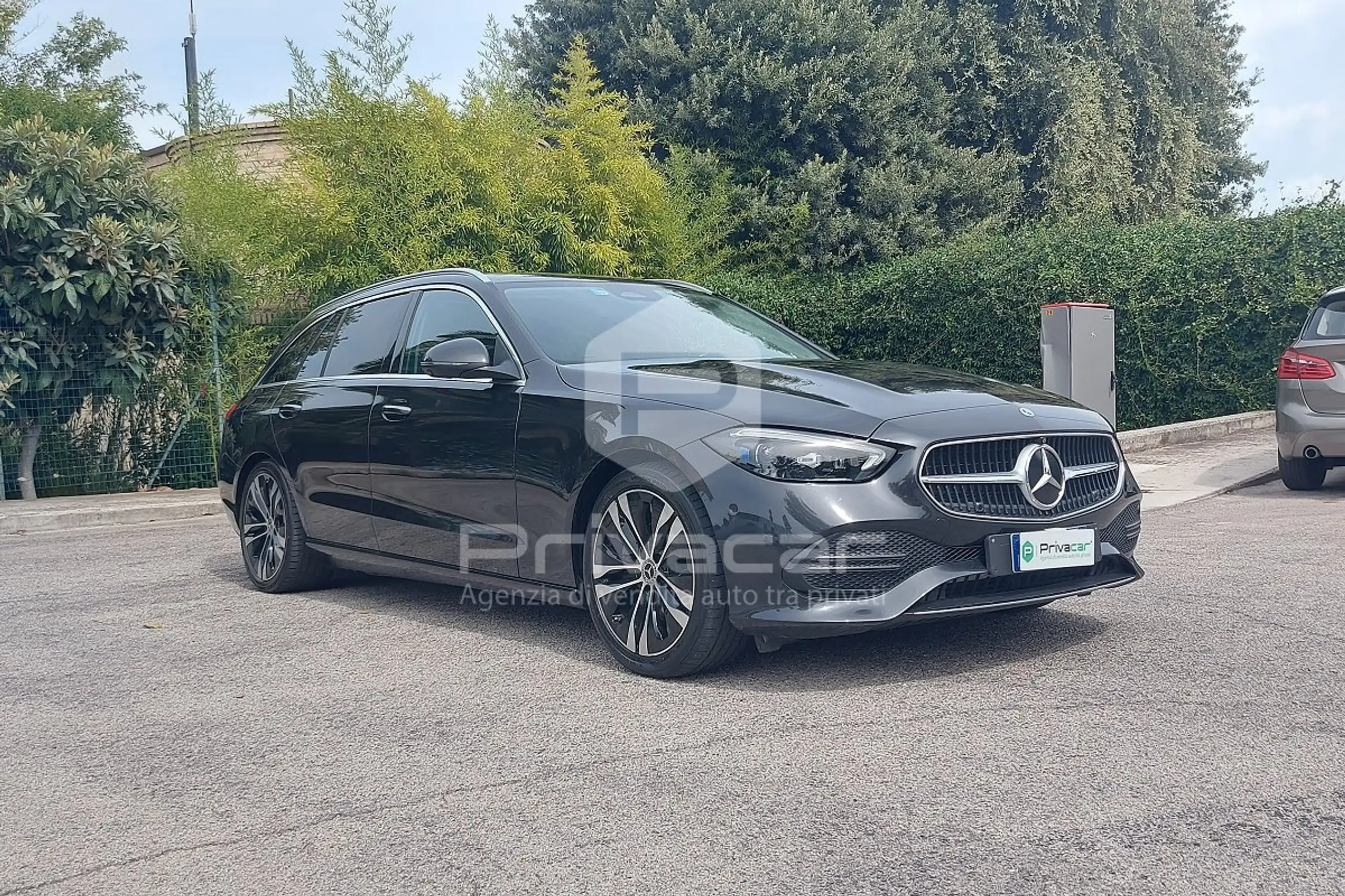 Mercedes-Benz - C 220