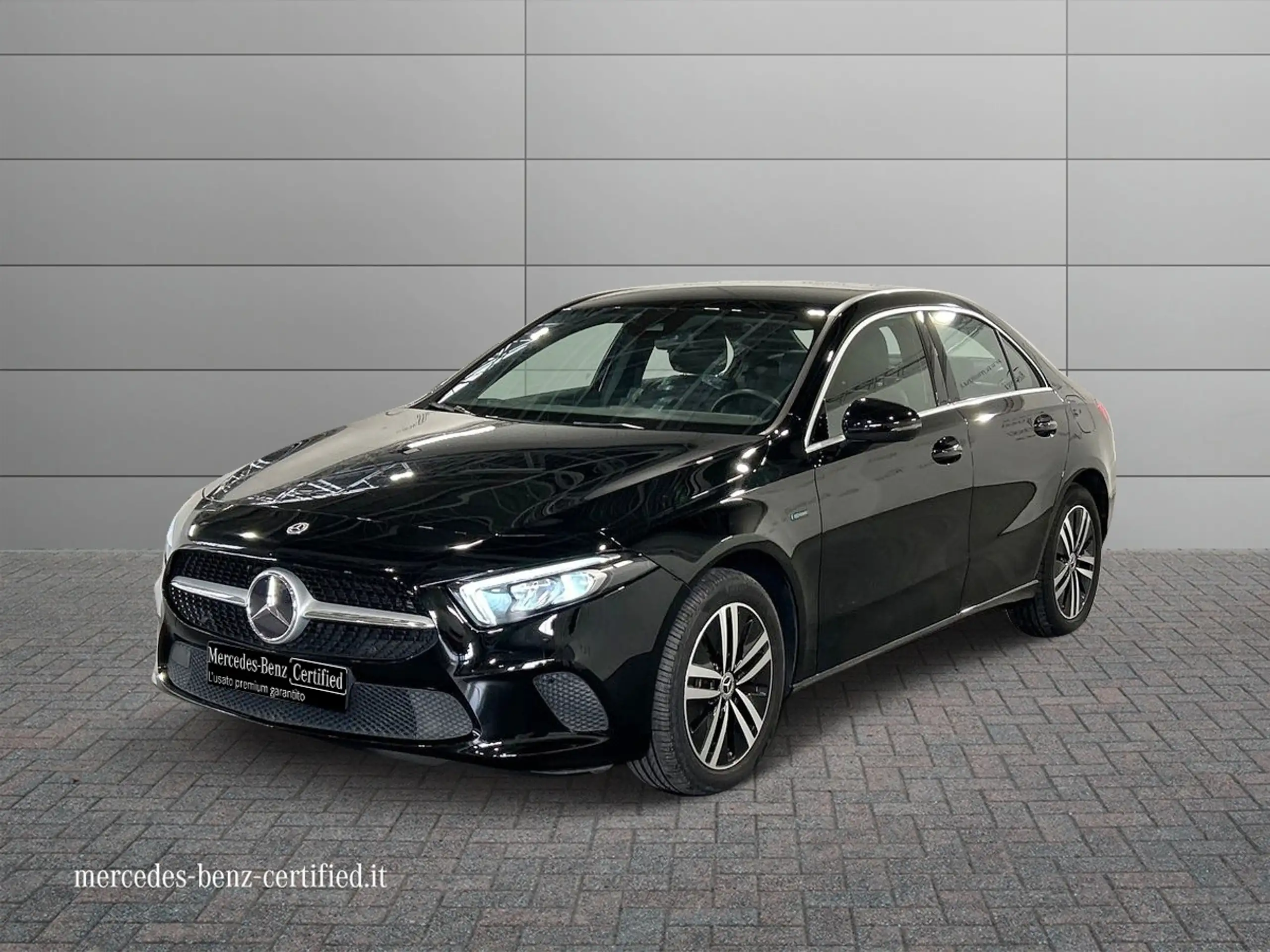 Mercedes-Benz A 250 2021