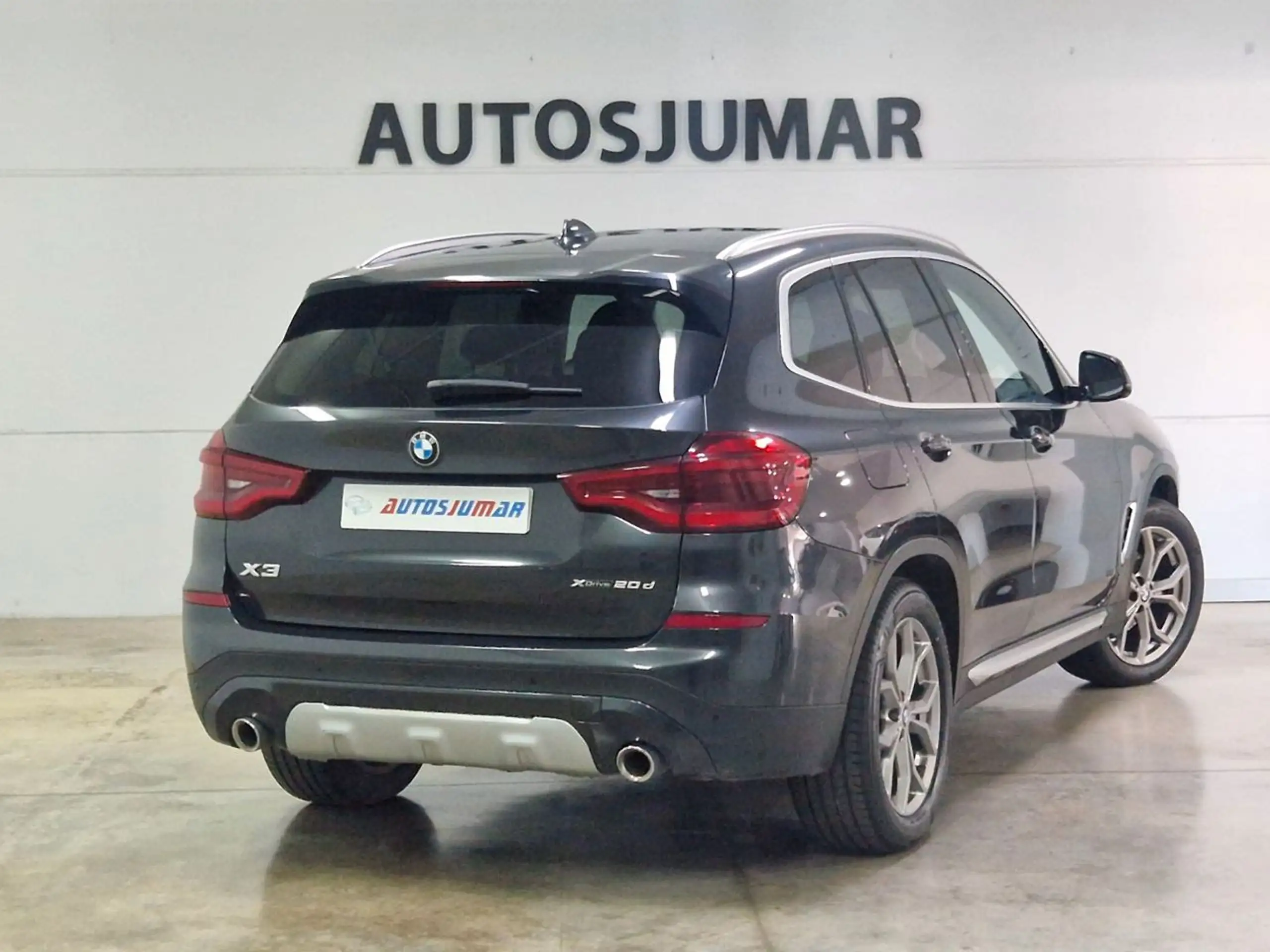 BMW - X3