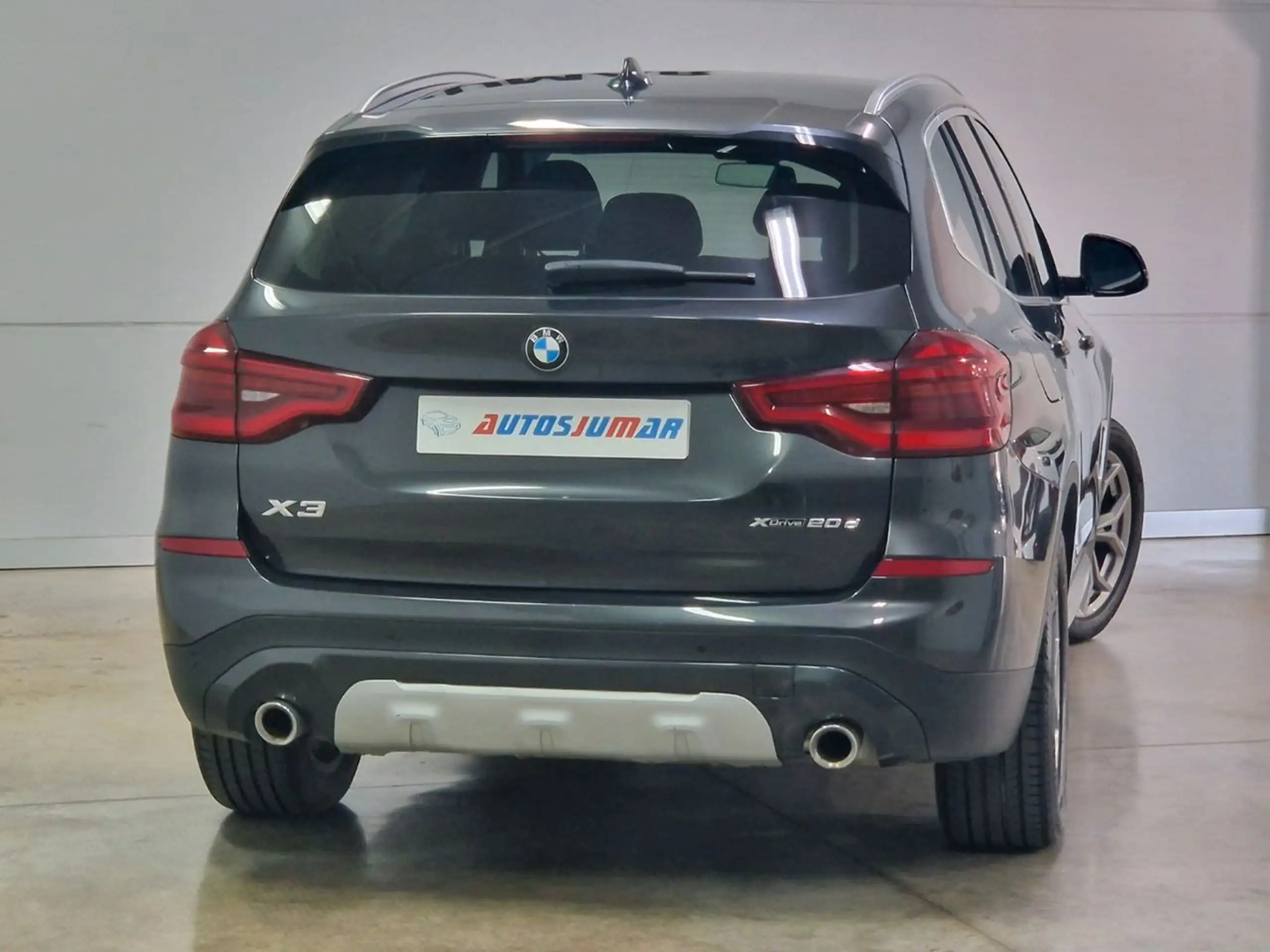 BMW - X3