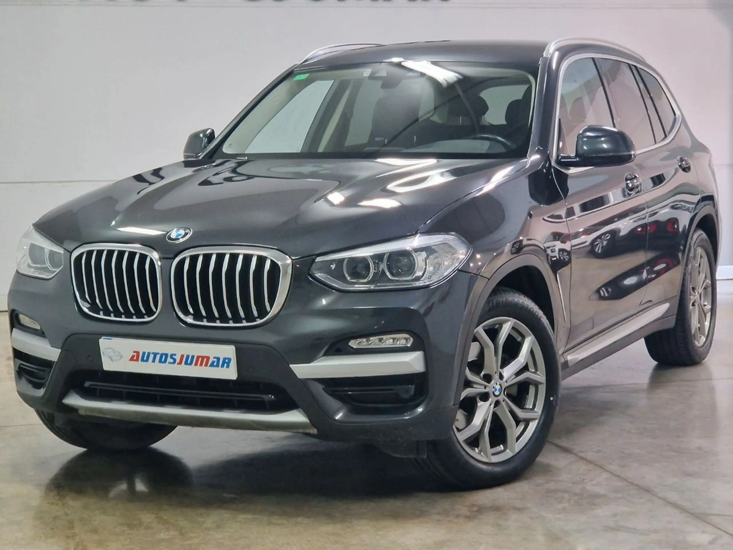 BMW - X3