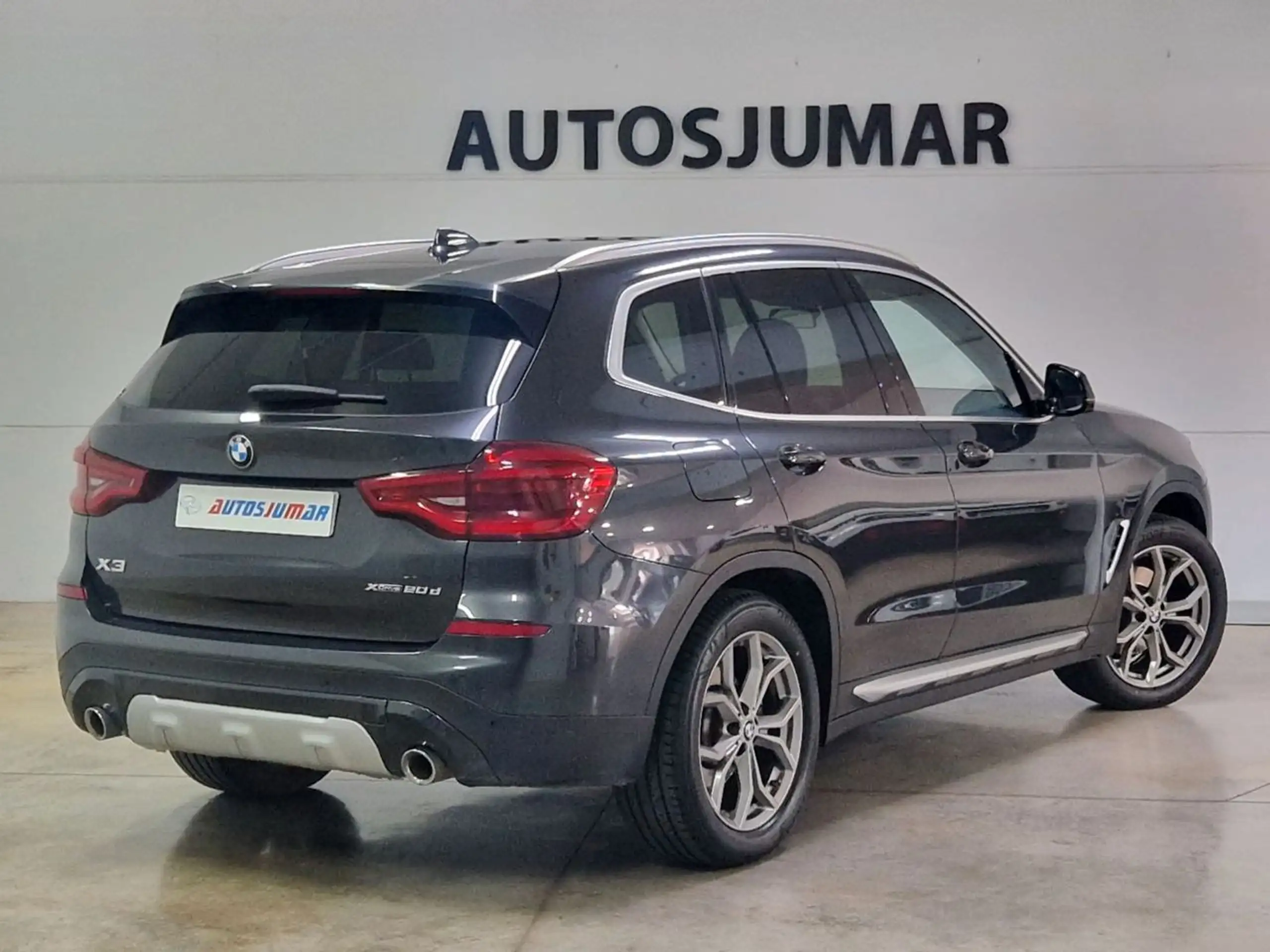 BMW - X3