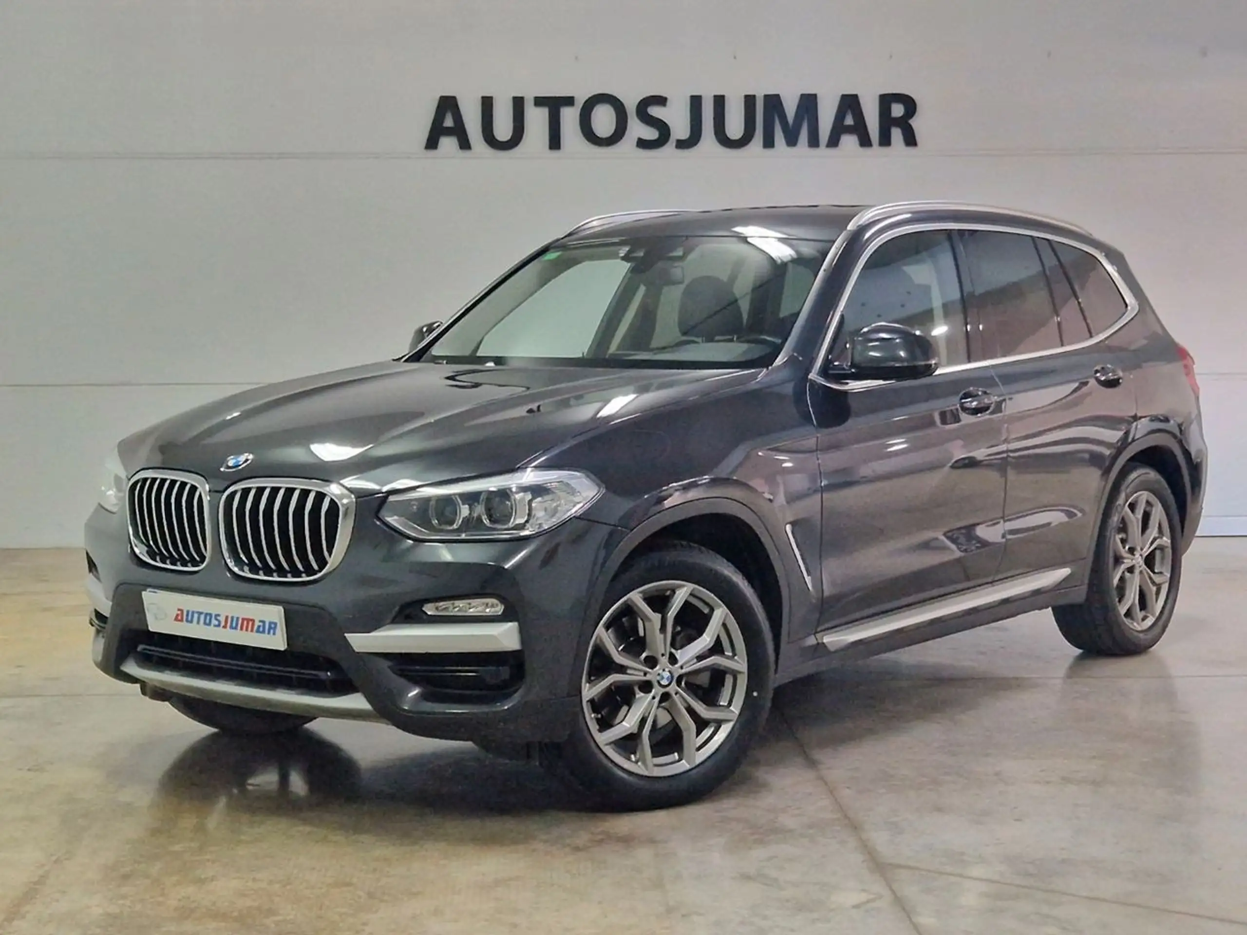 BMW - X3