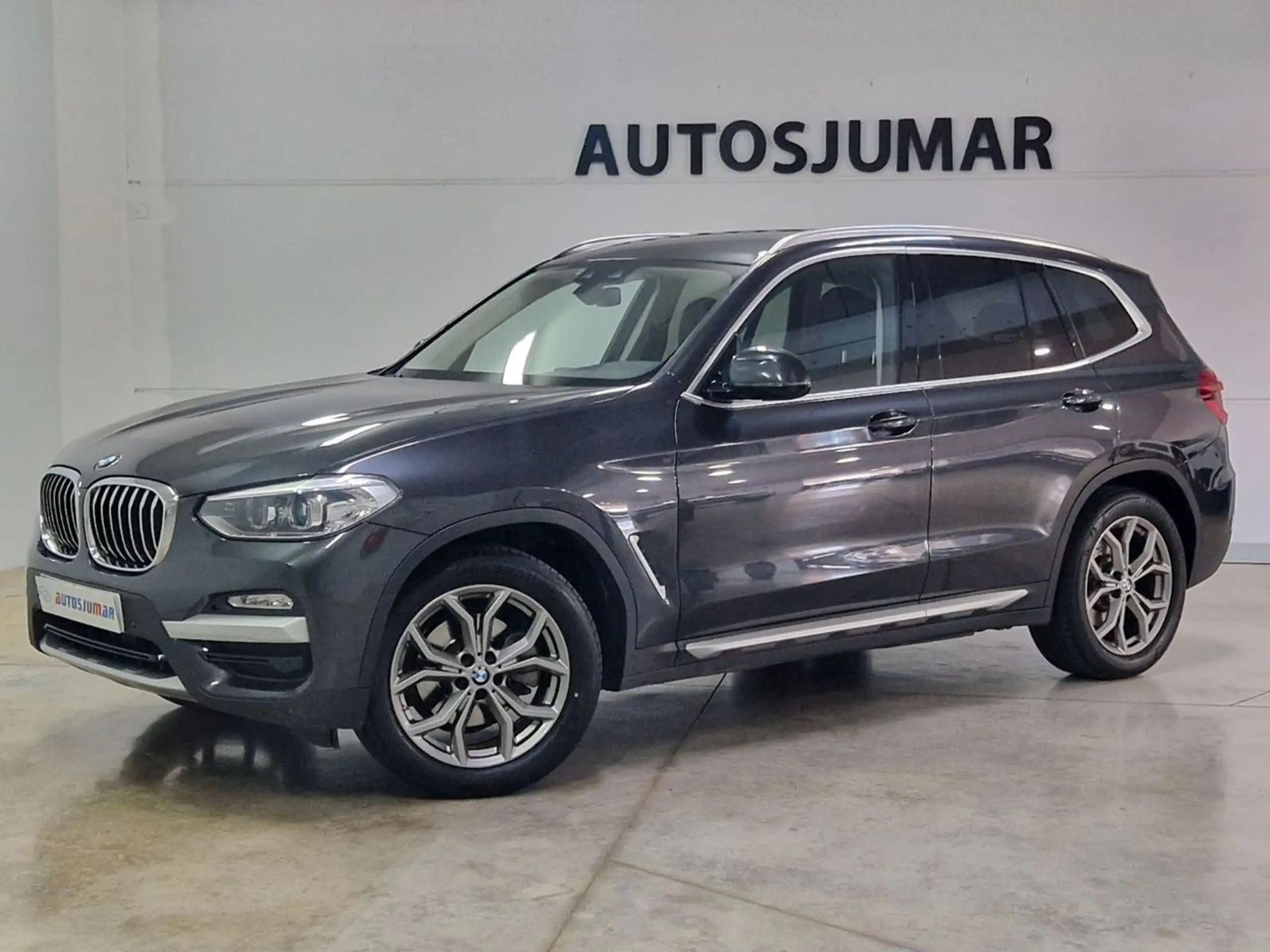 BMW - X3