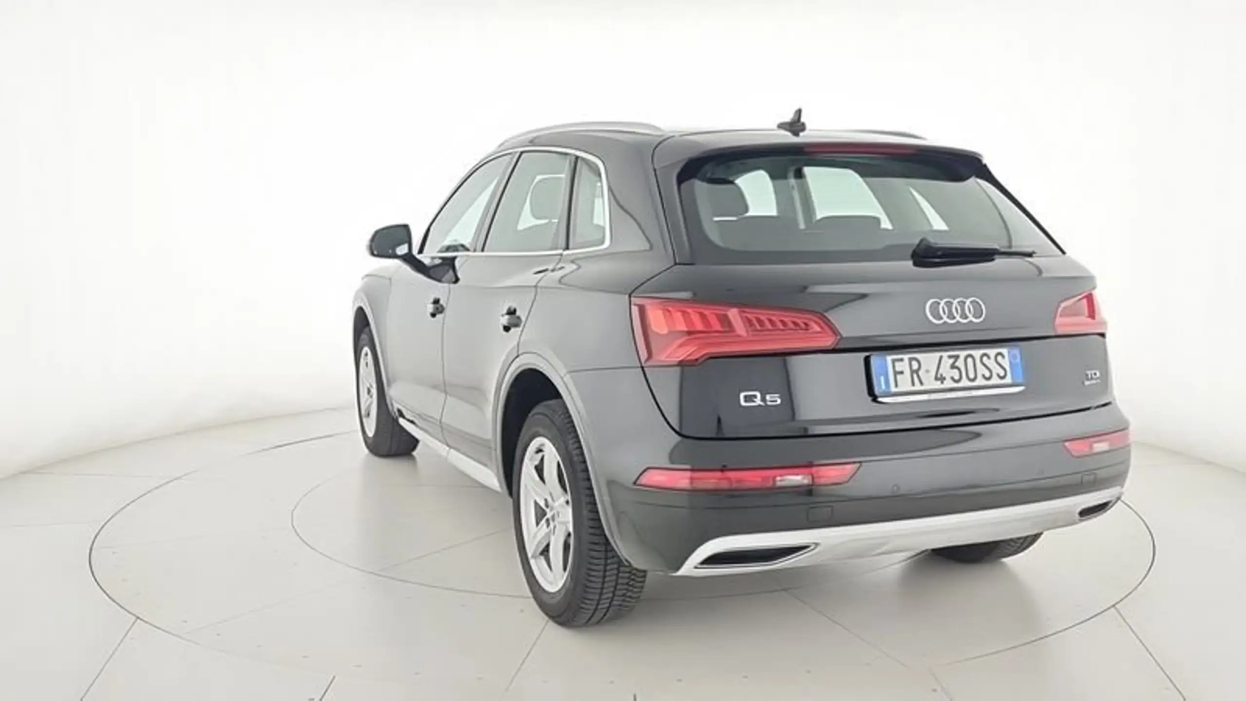 Audi - Q5