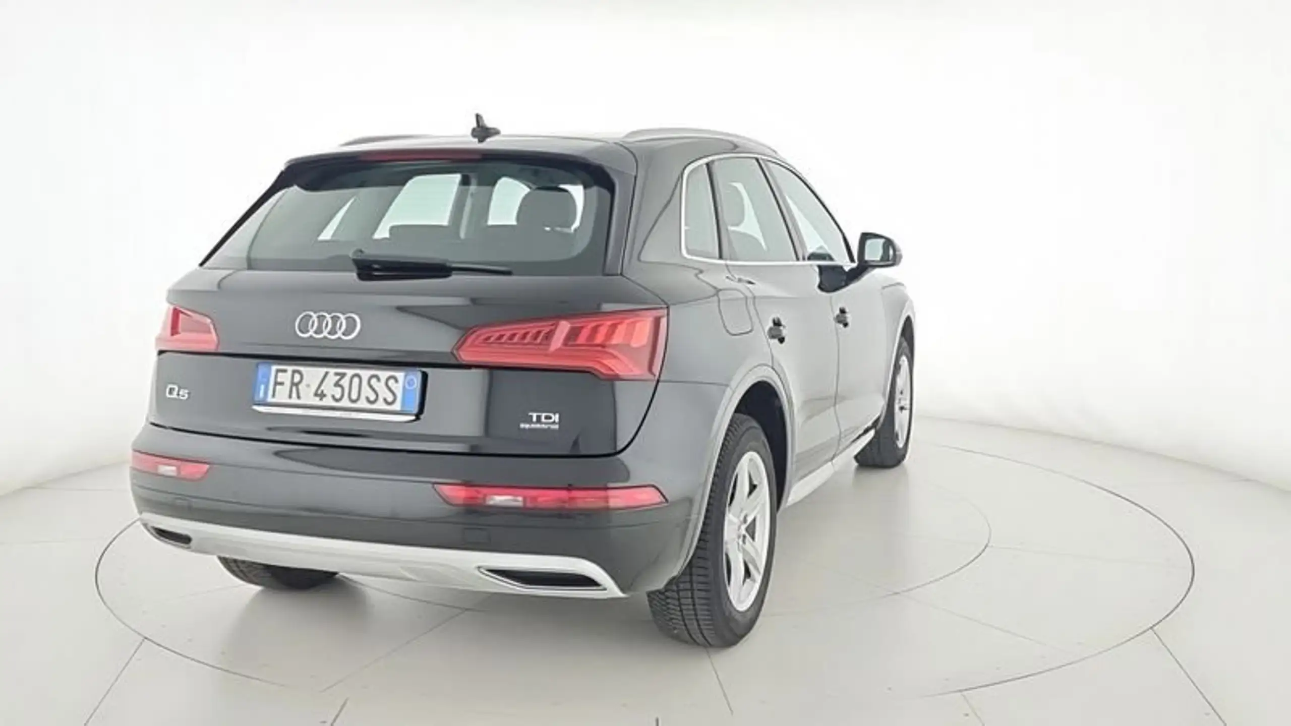 Audi - Q5