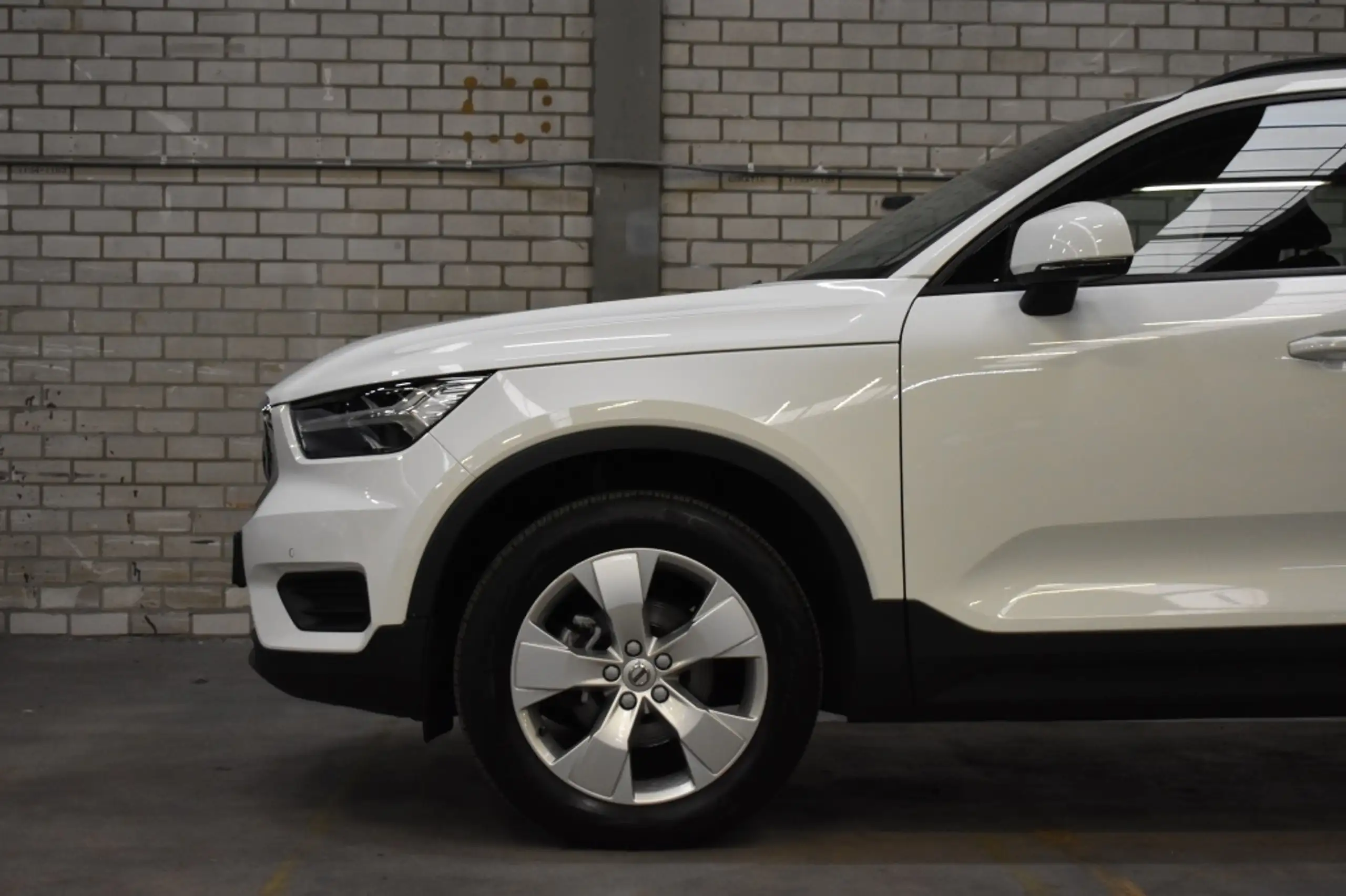 Volvo - XC40