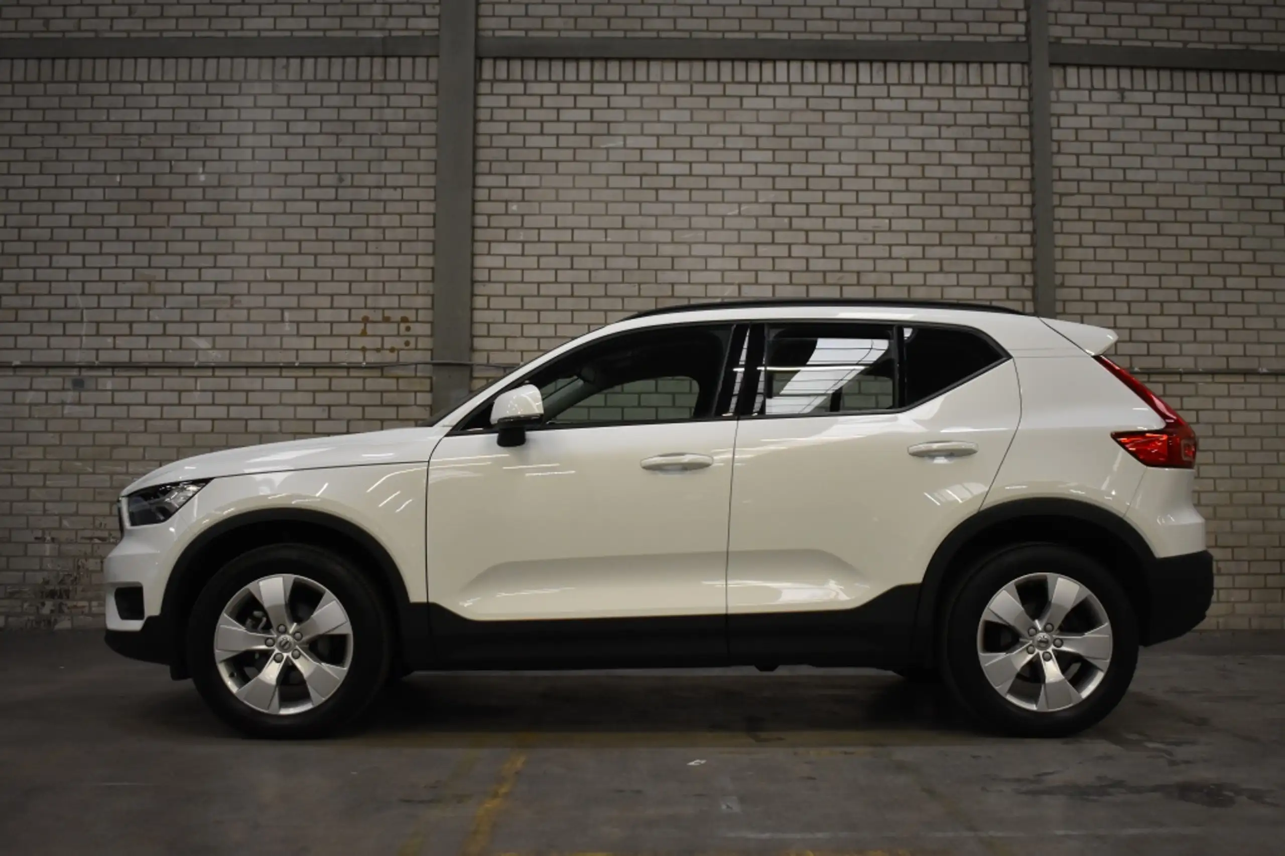 Volvo - XC40