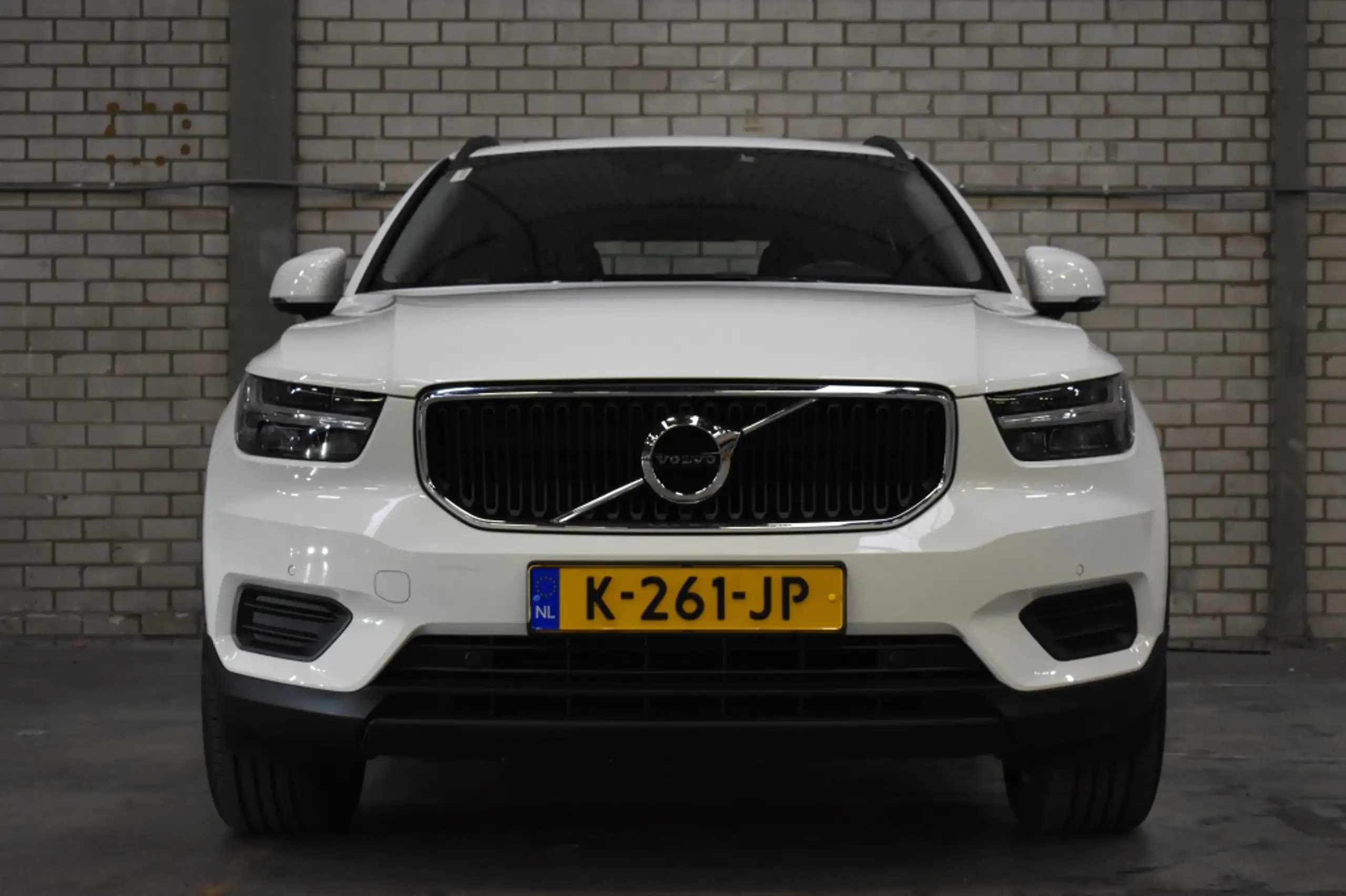 Volvo - XC40