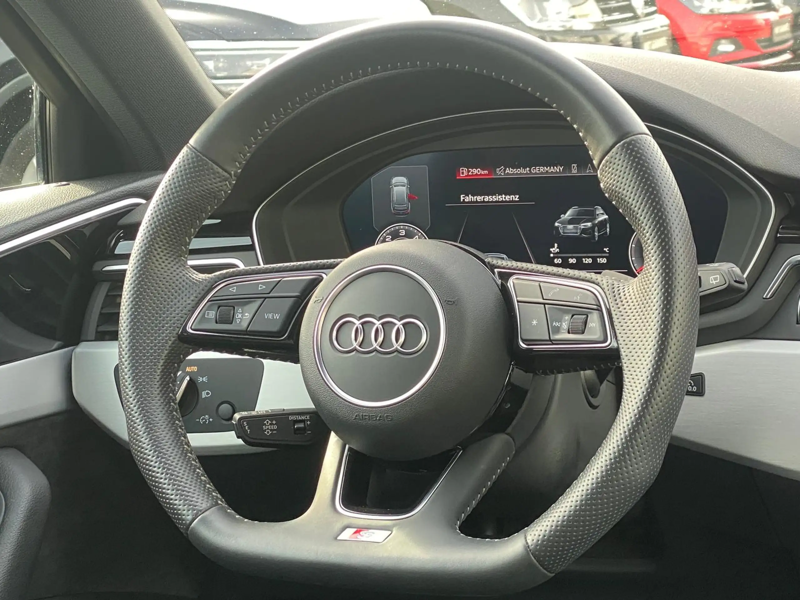 Audi - A4