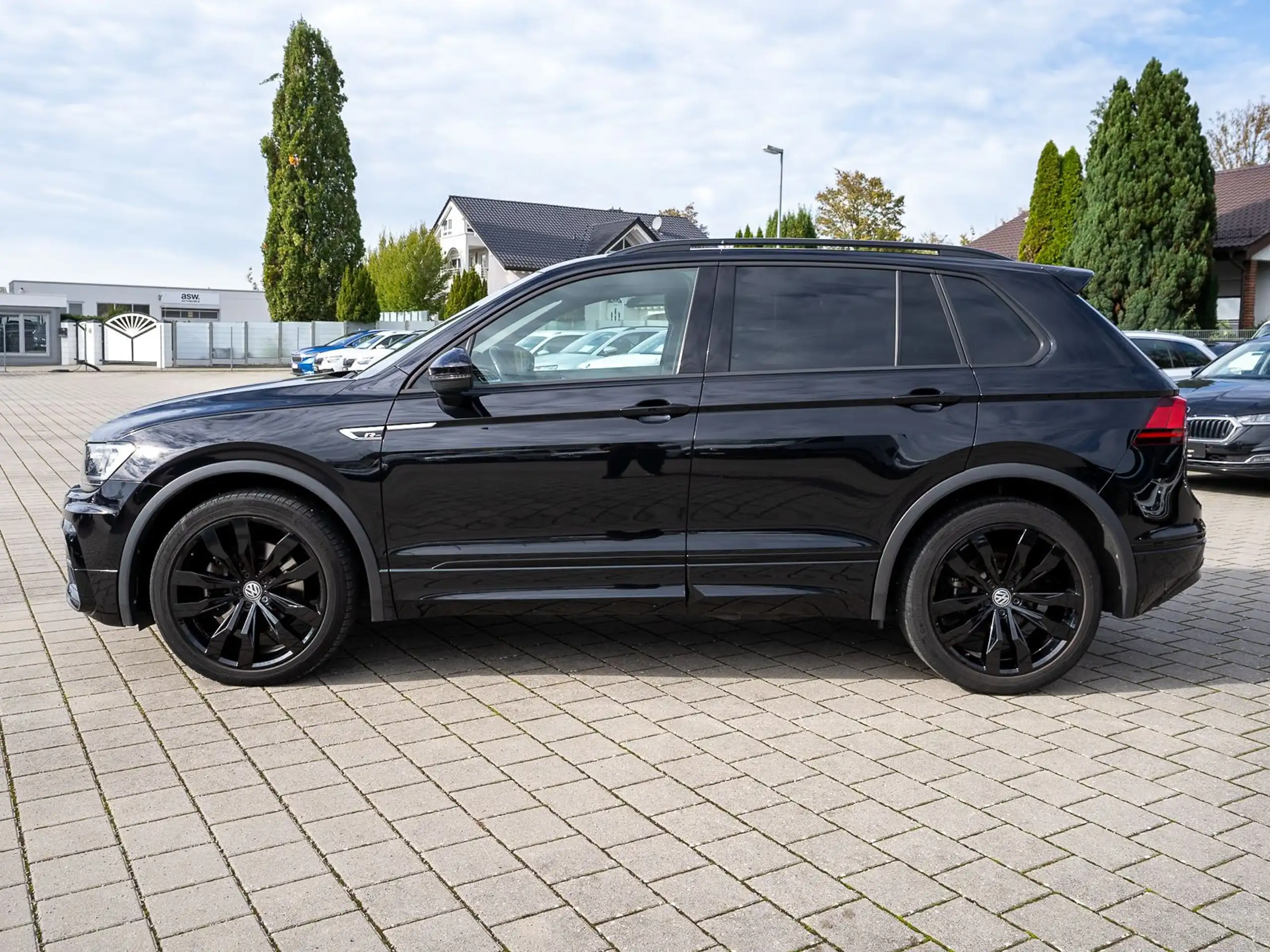 Volkswagen - Tiguan