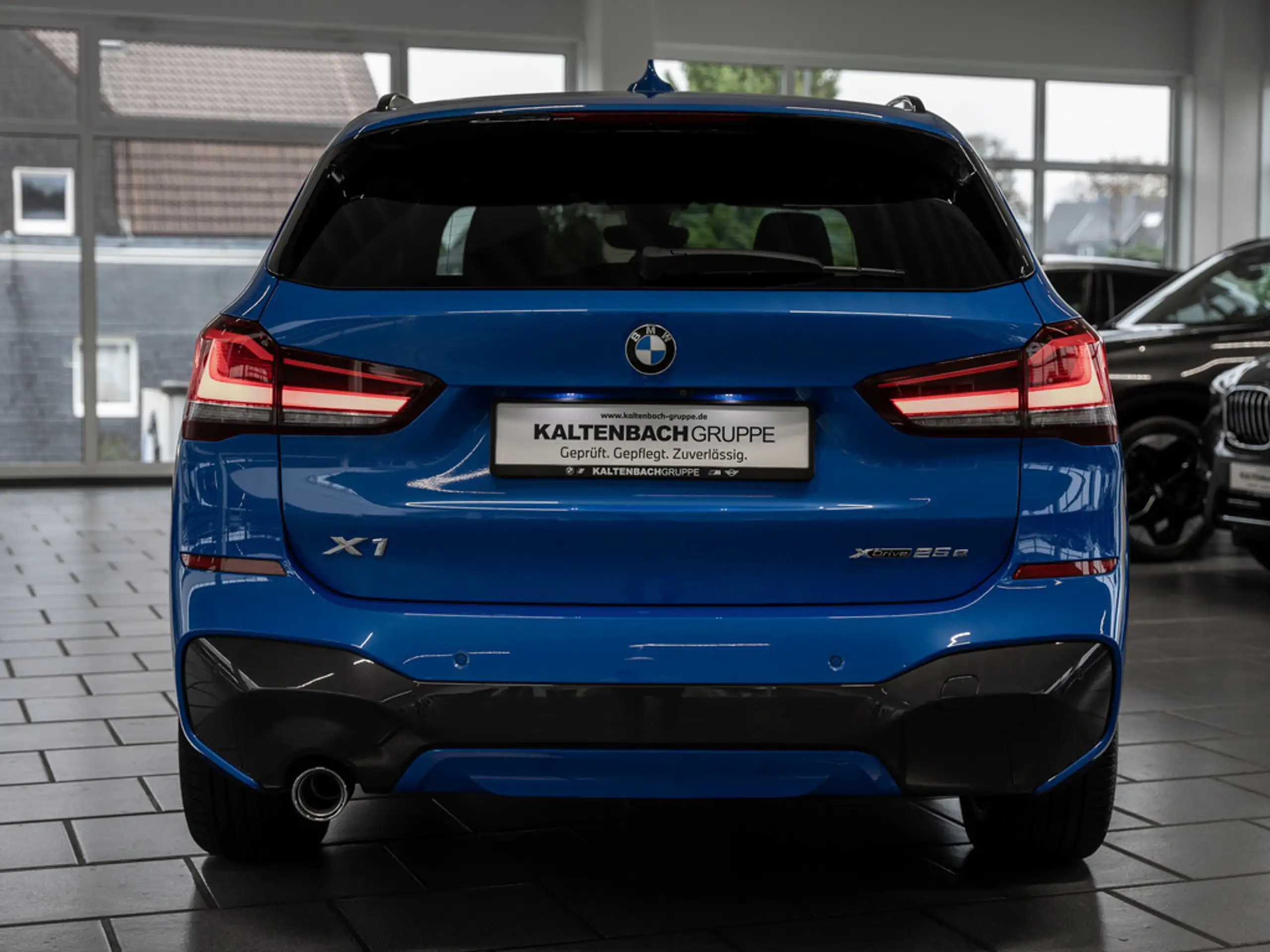 BMW - X1