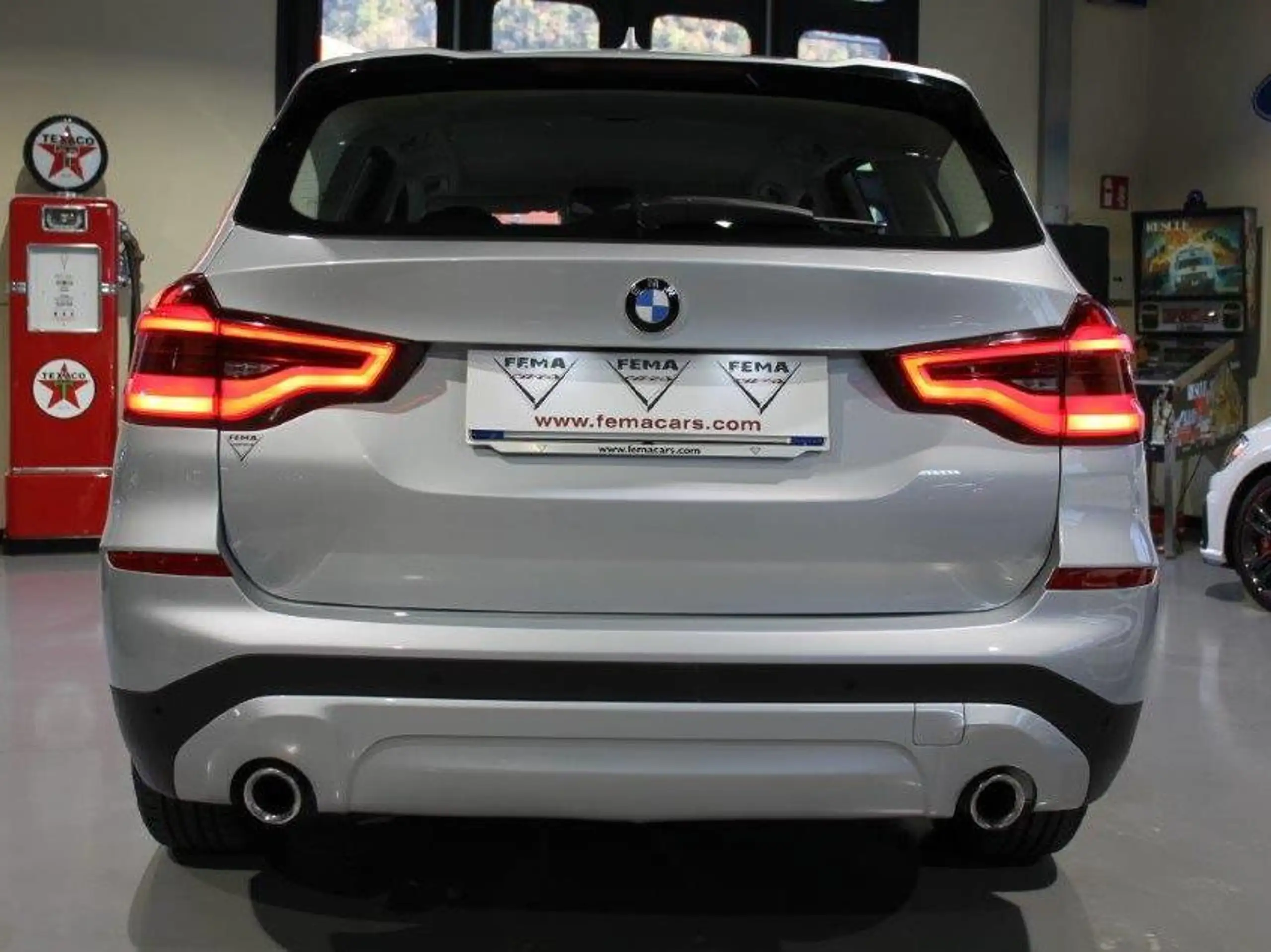 BMW - X3