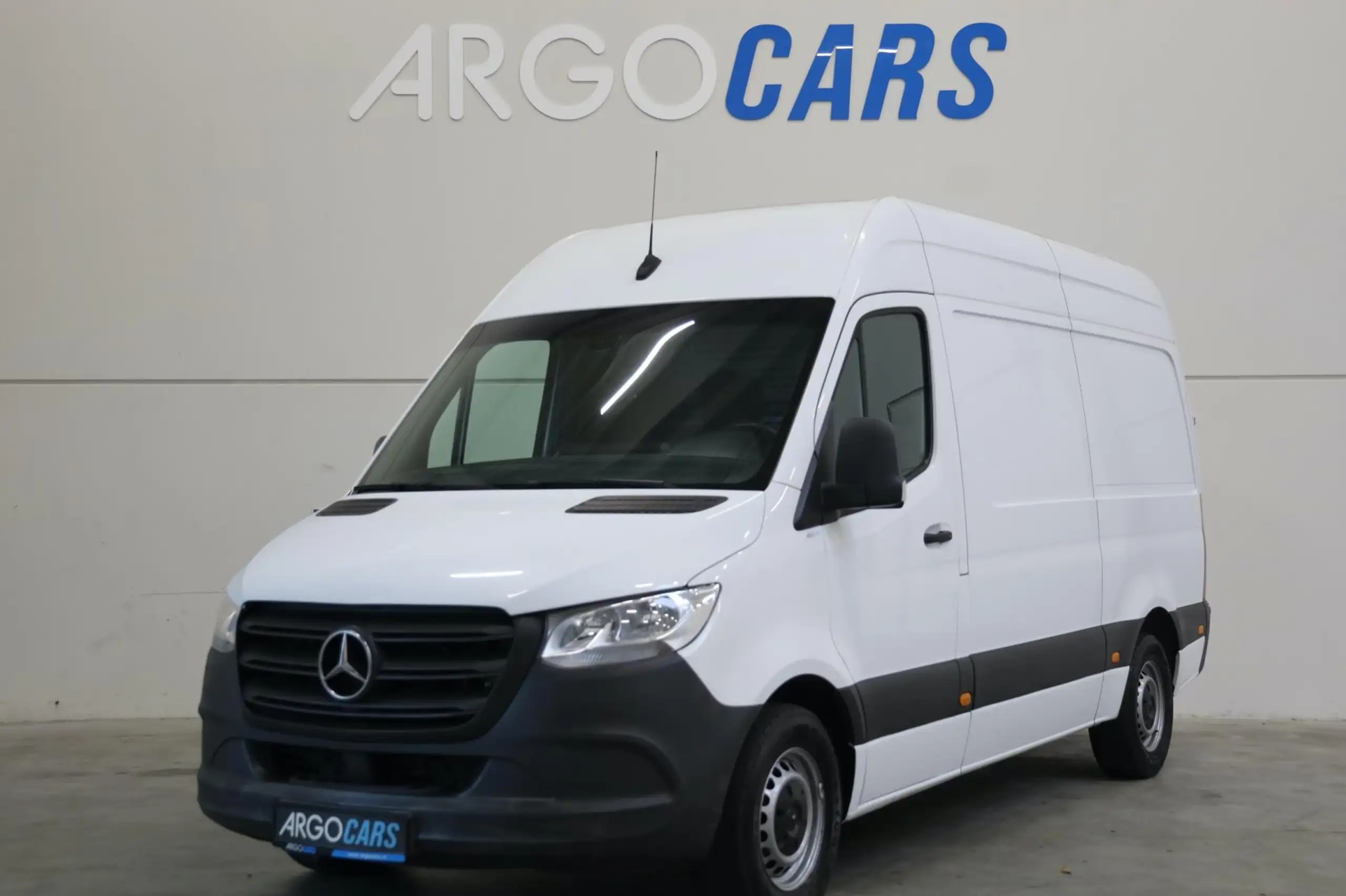 Mercedes-Benz - Sprinter