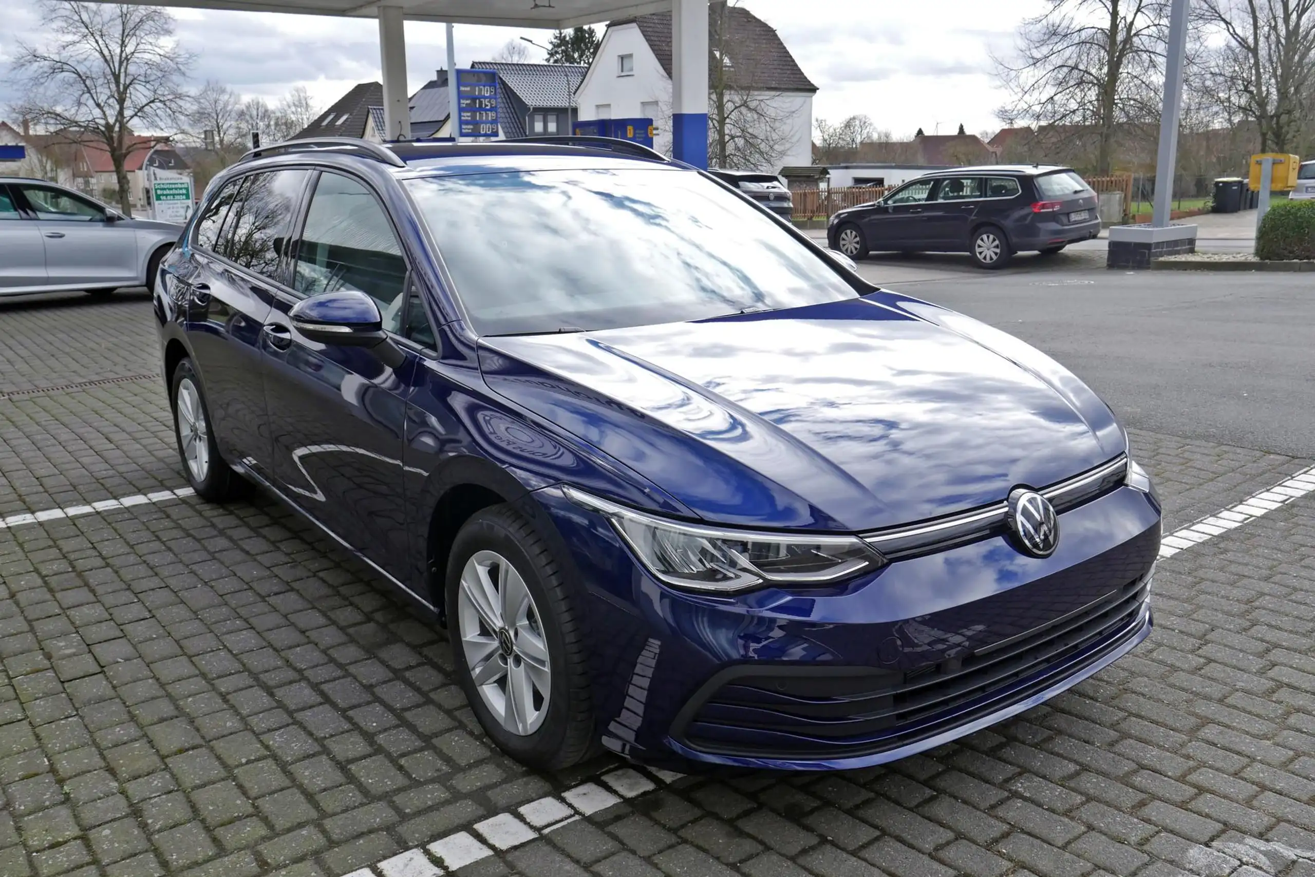 Volkswagen - Golf Variant