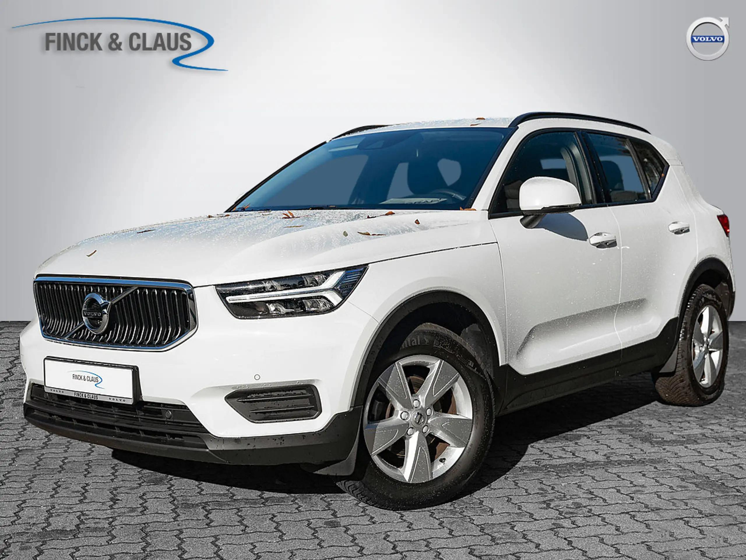 Volvo - XC40