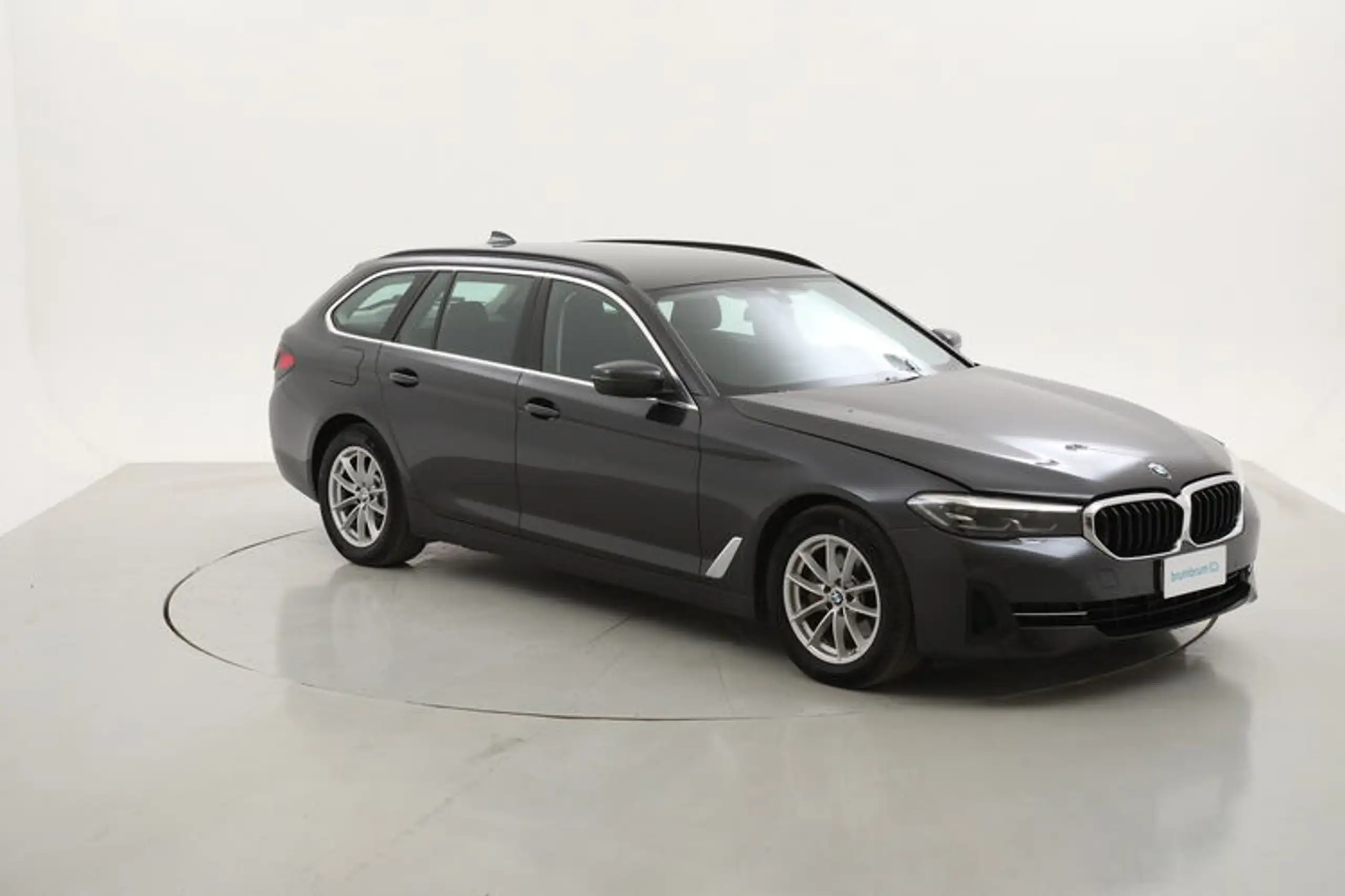 BMW - 520