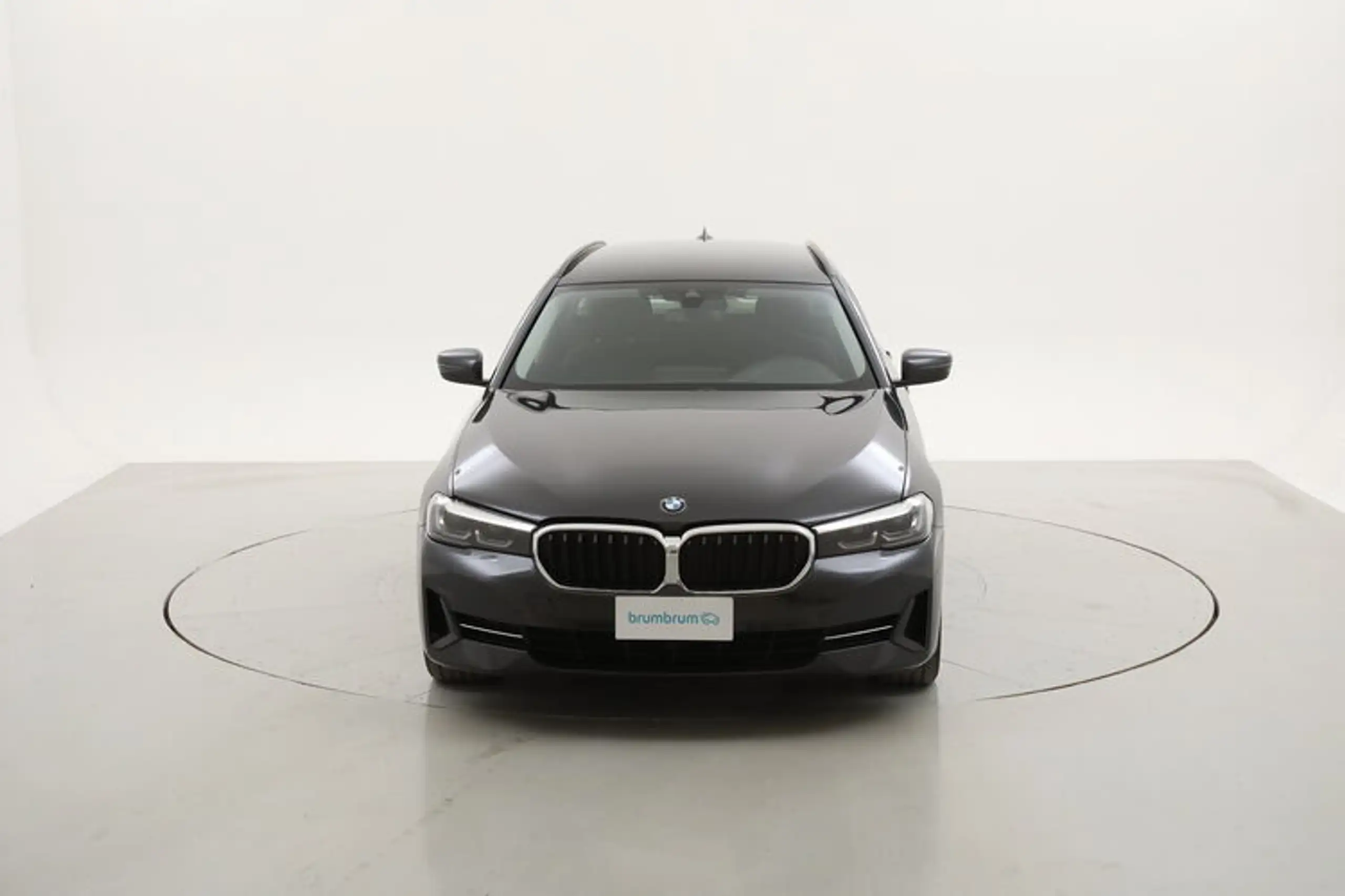 BMW - 520