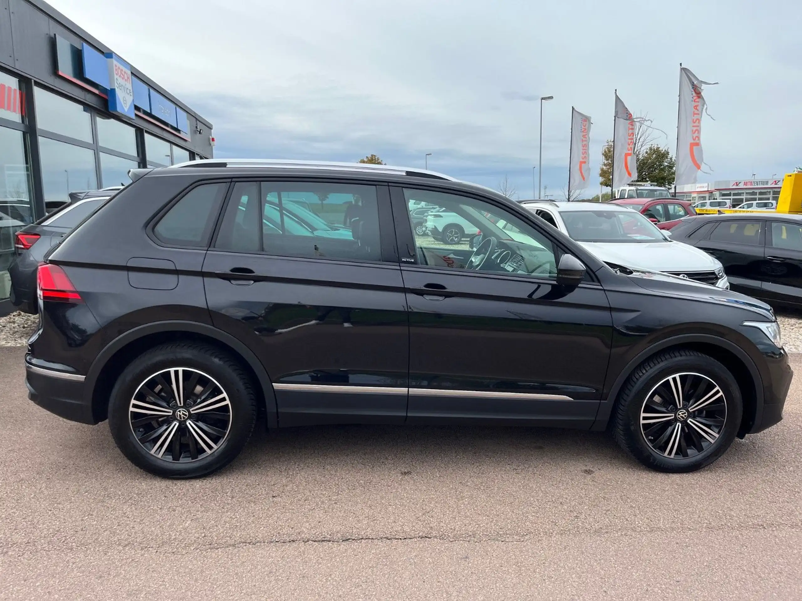 Volkswagen - Tiguan