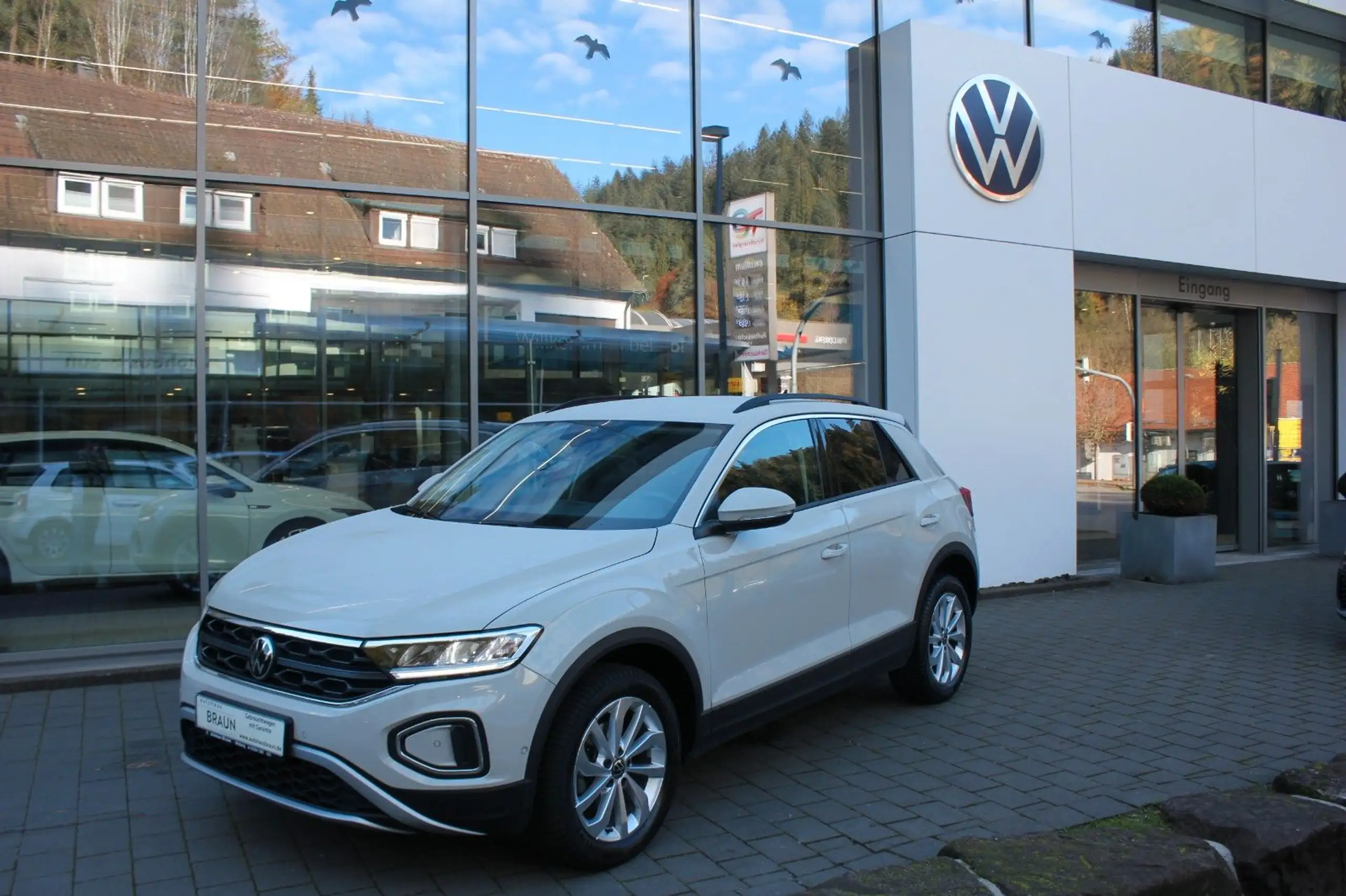 Volkswagen T-Roc 2023