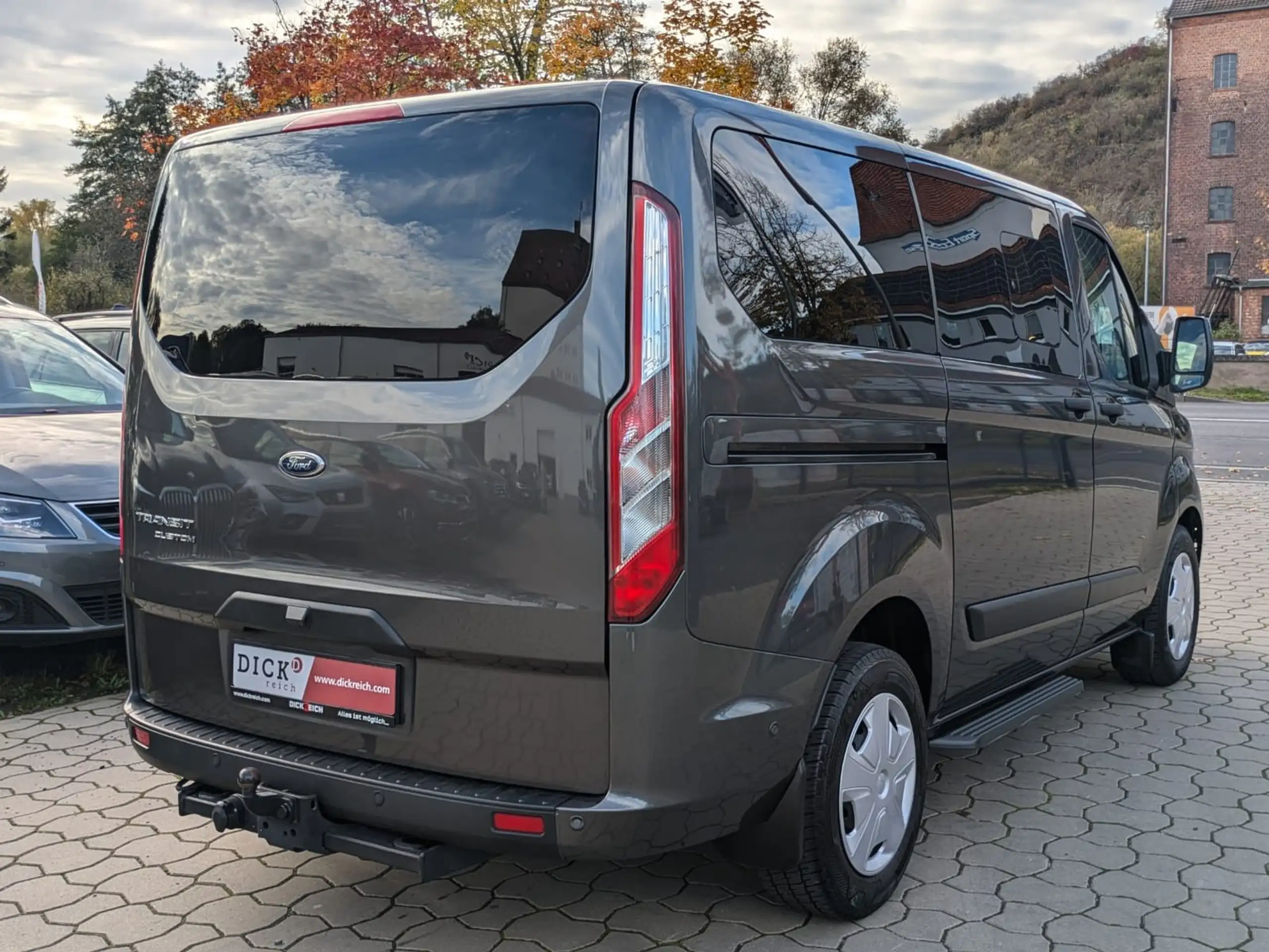 Ford - Transit Custom