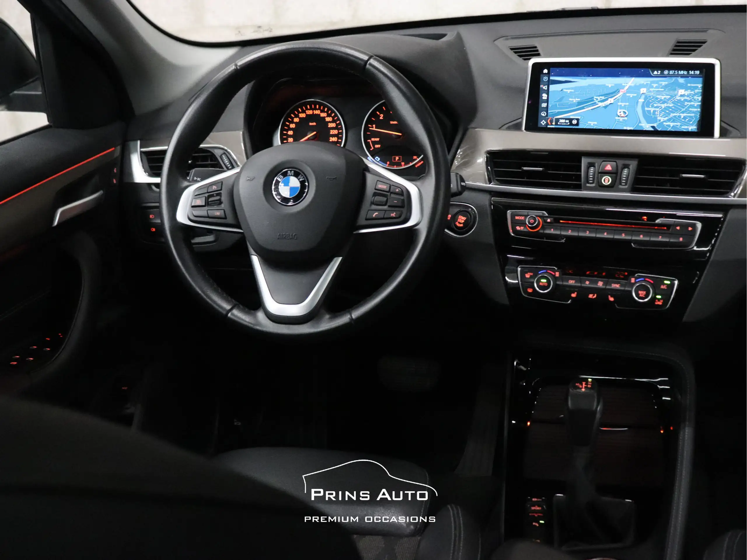 BMW - X1