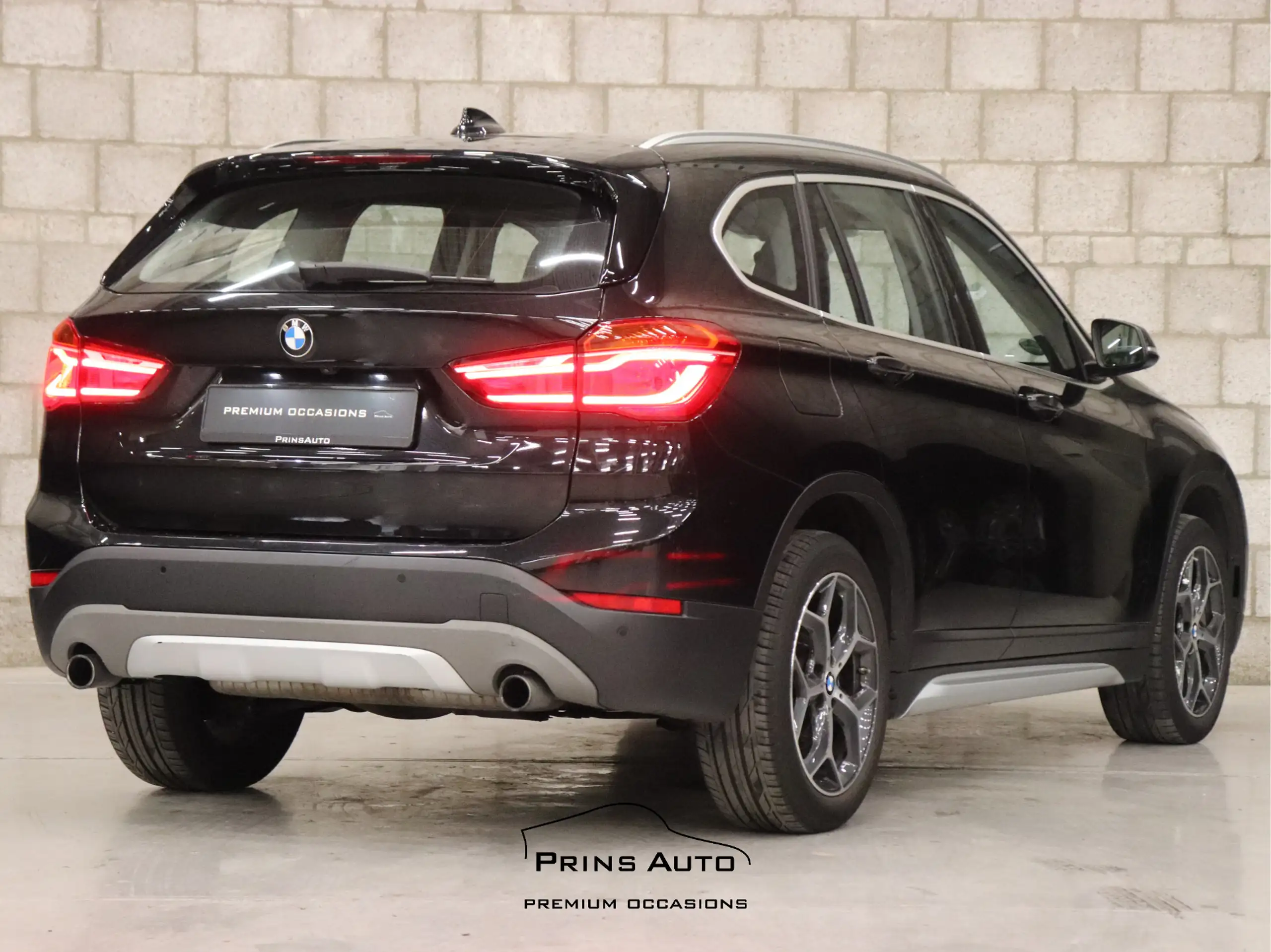 BMW - X1