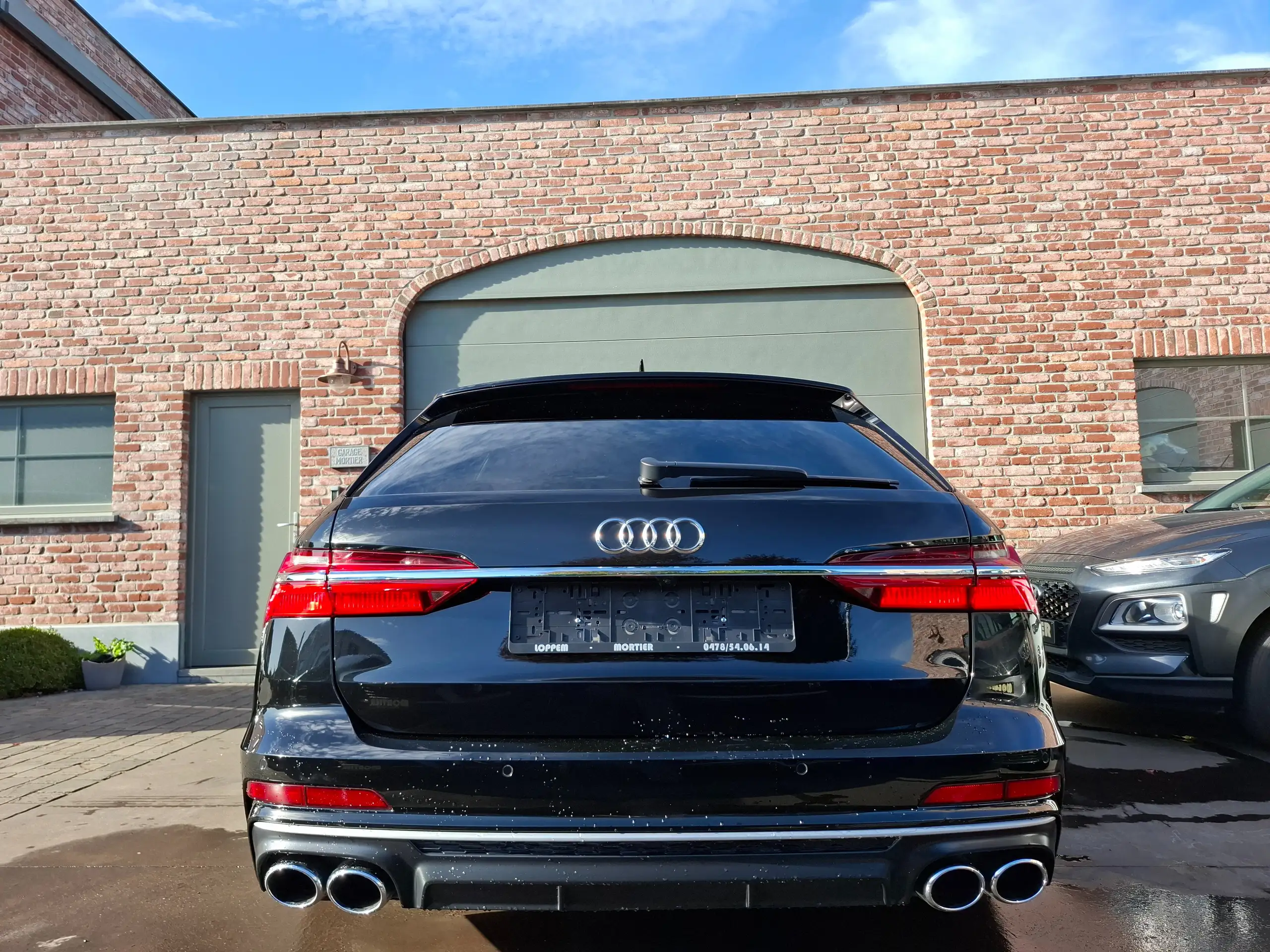 Audi - A6