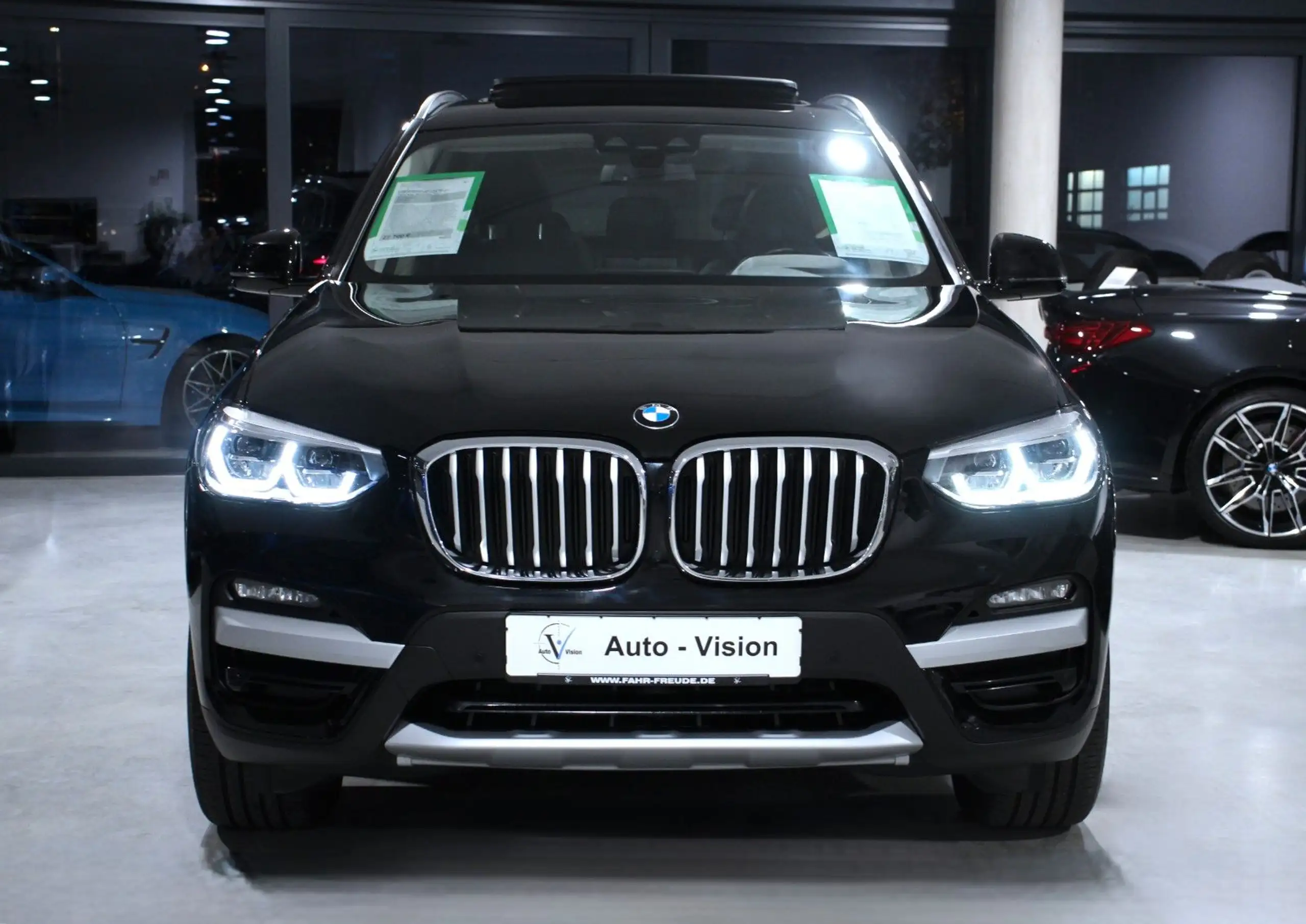 BMW - X3