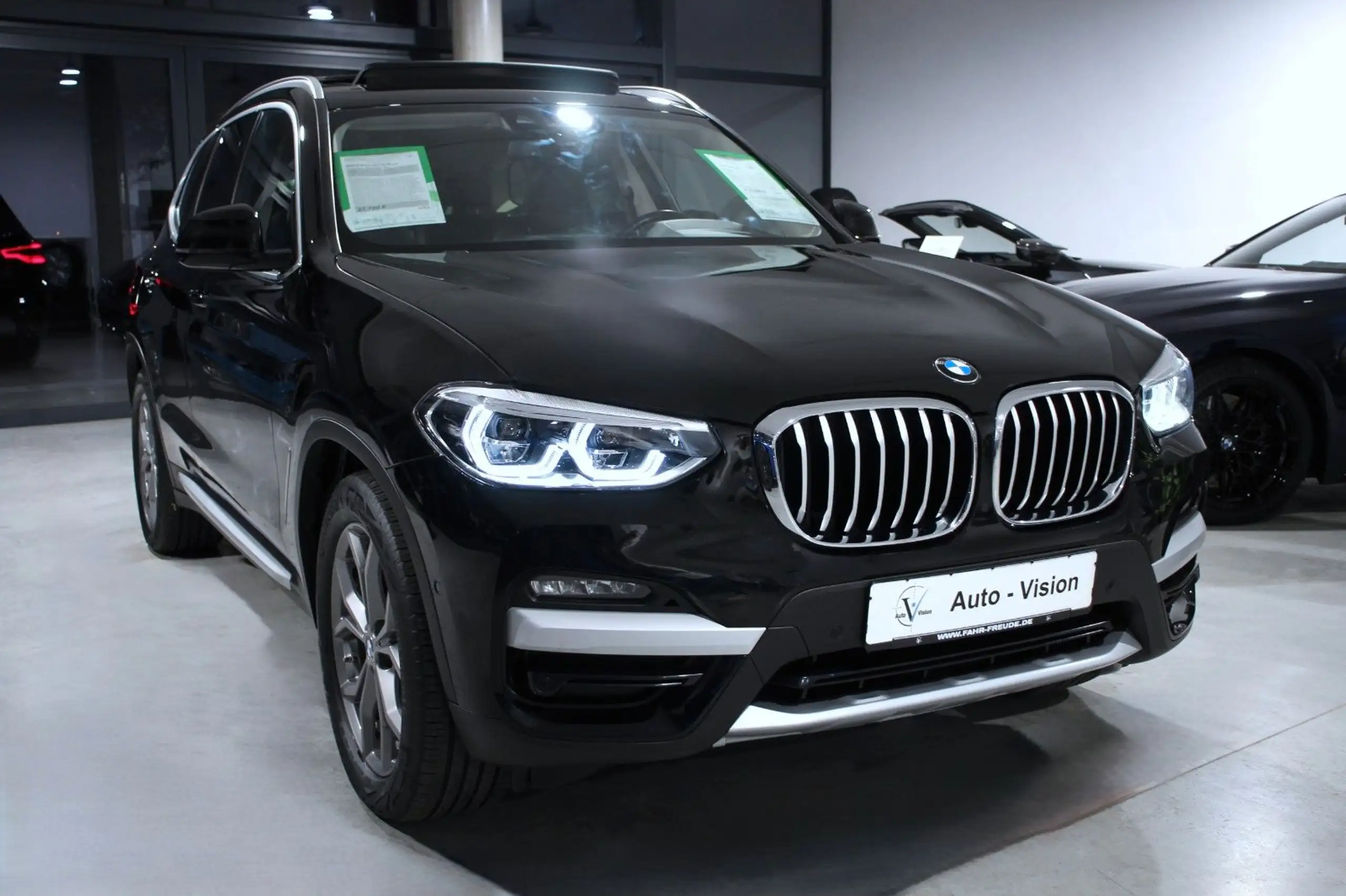 BMW - X3