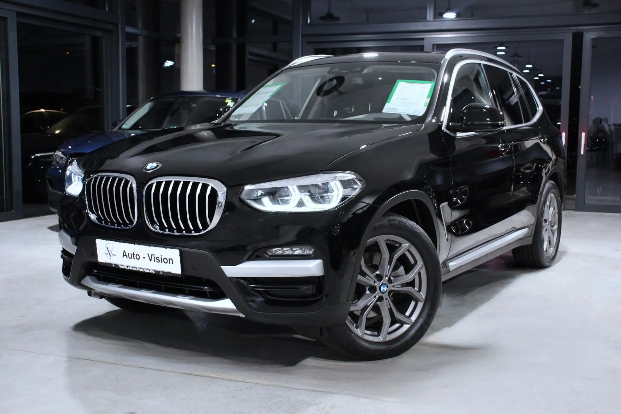 BMW - X3