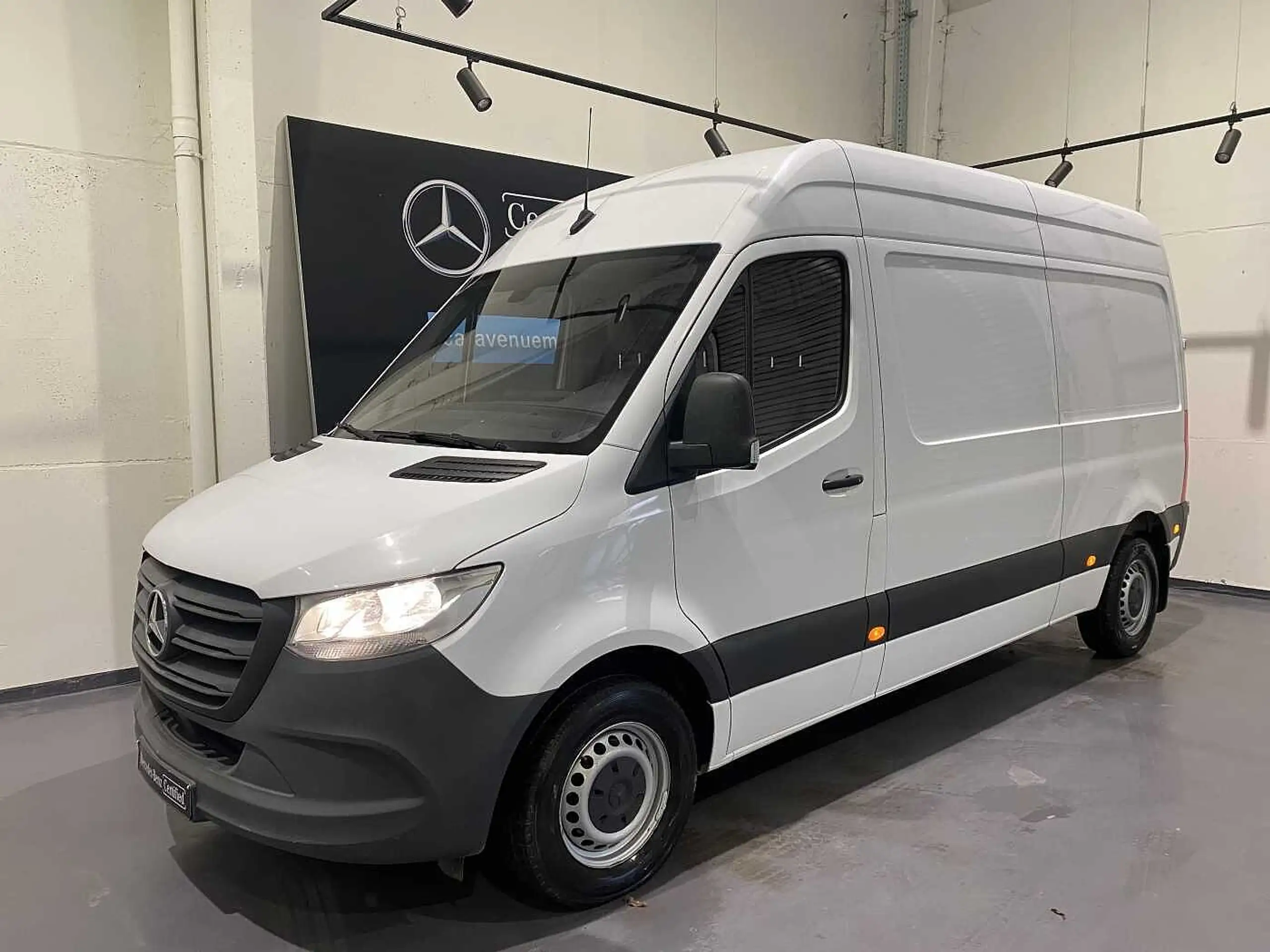 Mercedes-Benz - Sprinter