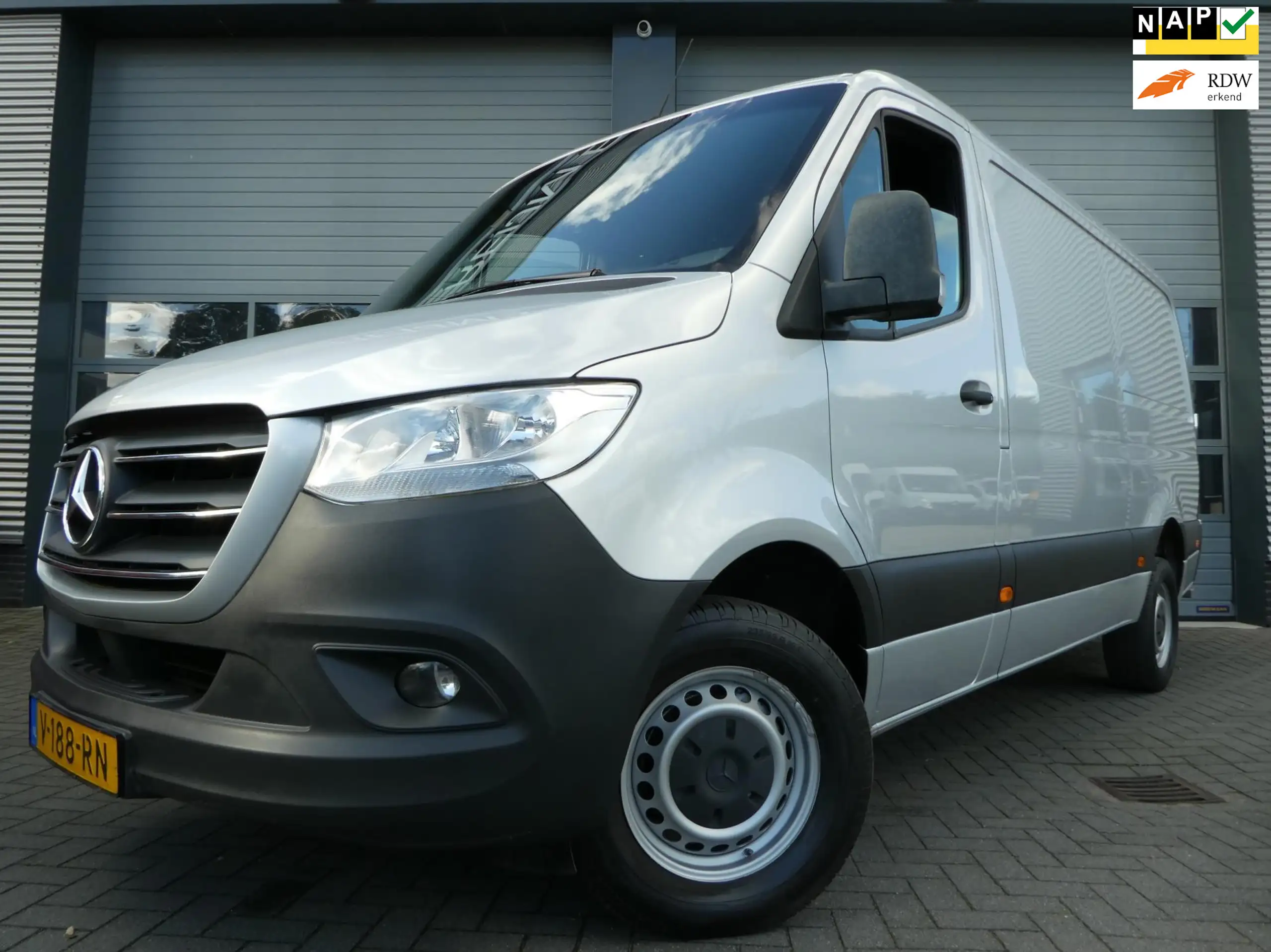 Mercedes-Benz - Sprinter