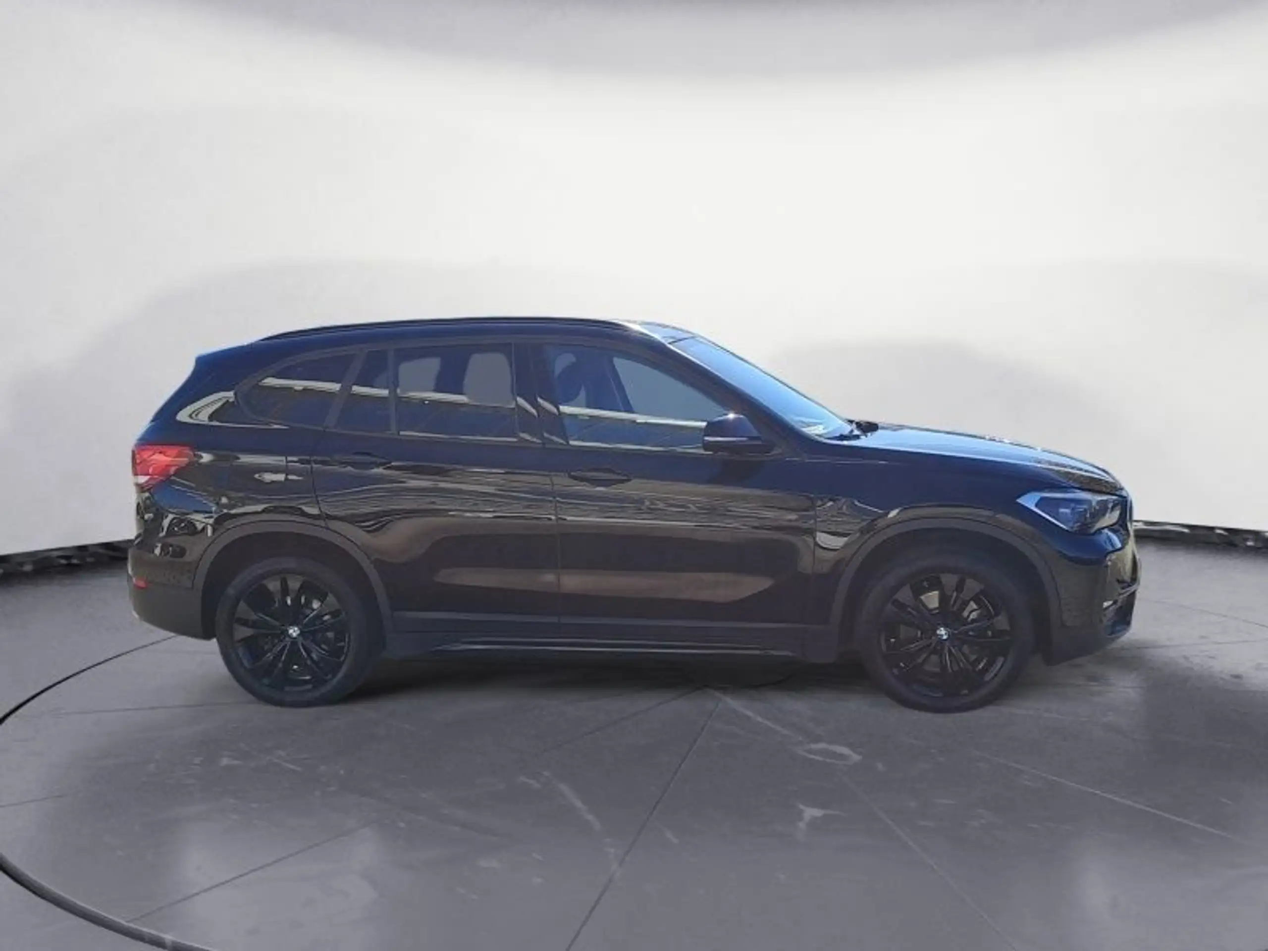 BMW - X1